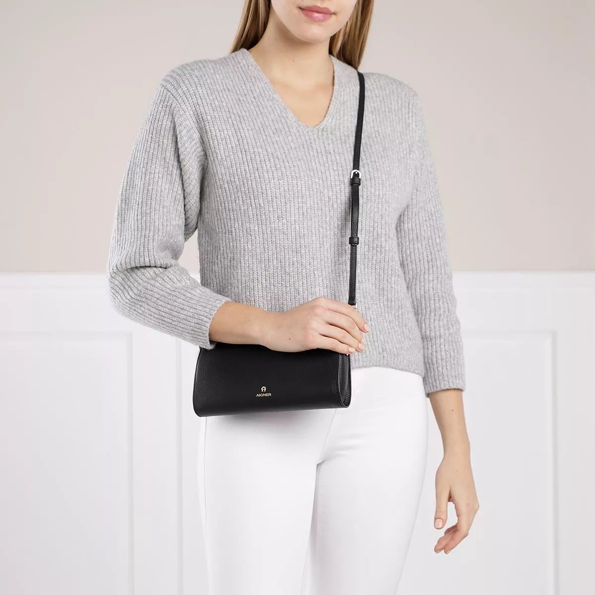 포쉐트 AIGNER Ivy Ink                        Pochette A0149003