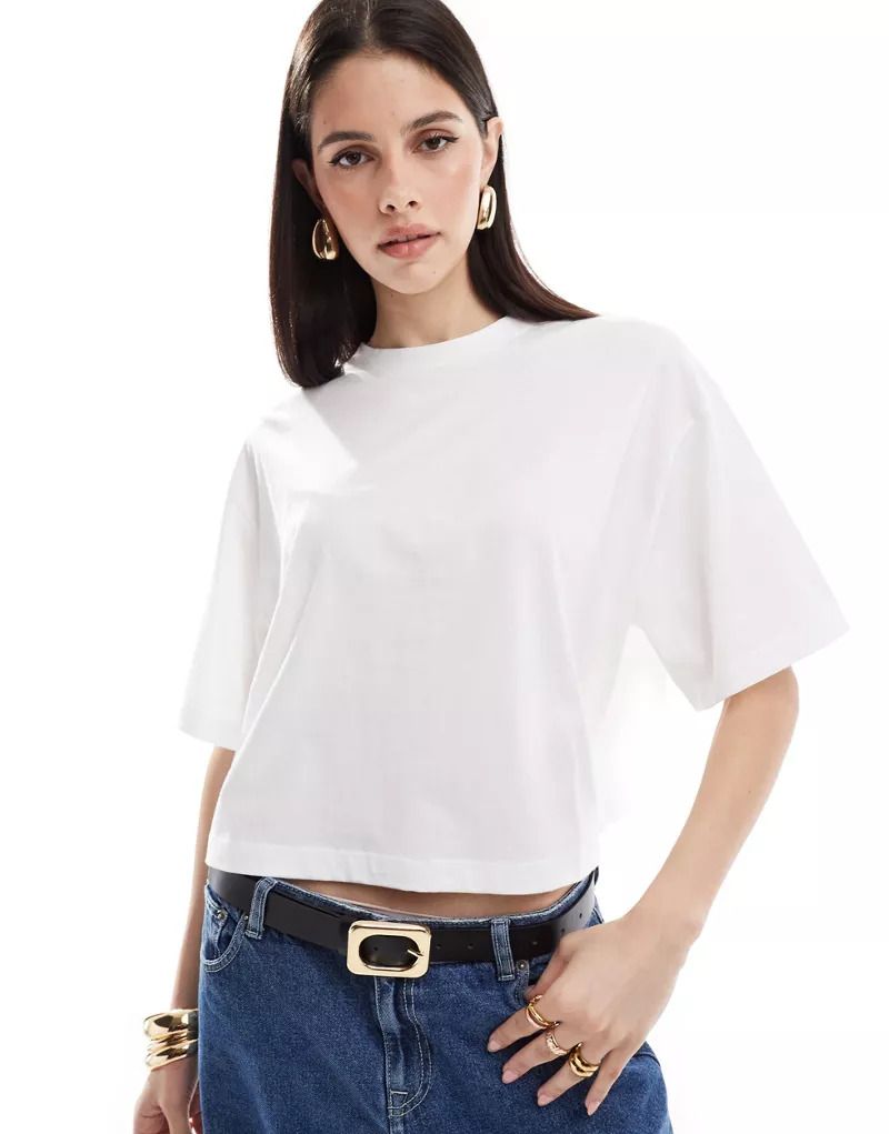 티셔츠 화이트 T-Shirt in Weiß mit kurzem, kastigem Schnitt 206227964WEISS