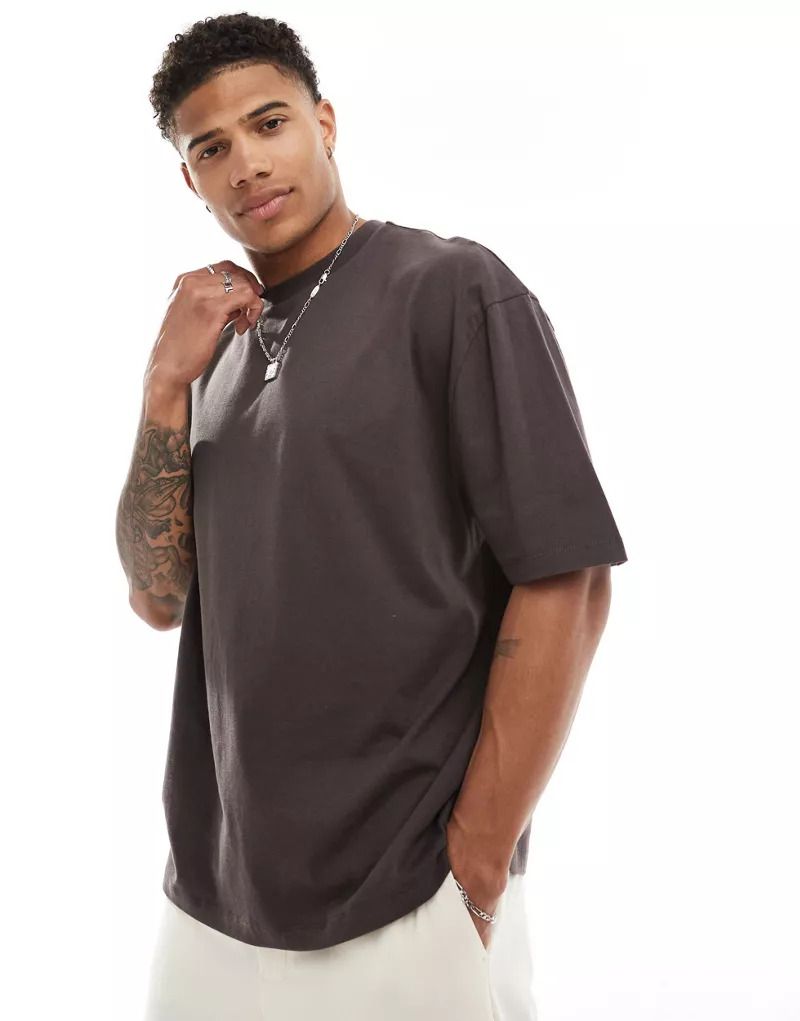 브라운 & Oversize-T-Shirt in Braun mit Blumen- und Text-Print hinten 206188140BRAUN