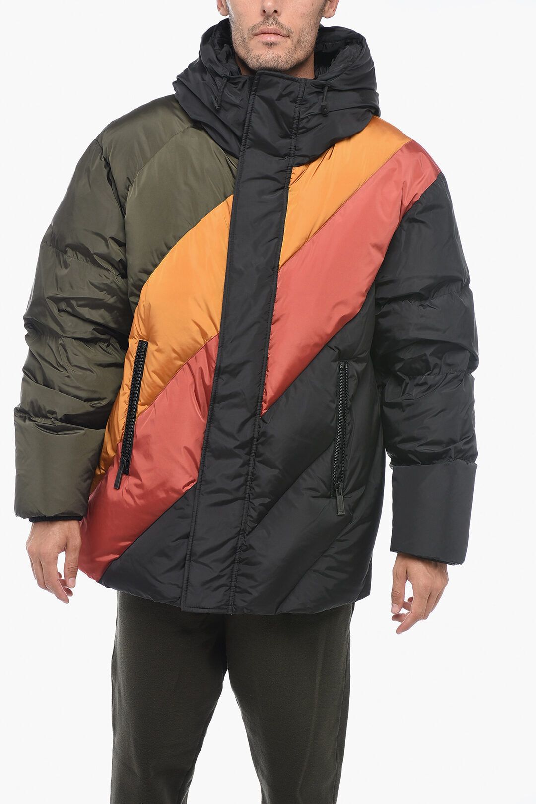 터틀넥 다운 패딩 자켓 히든 슬릿 Turtleneck Down Jacket with Hidden Placket 602639