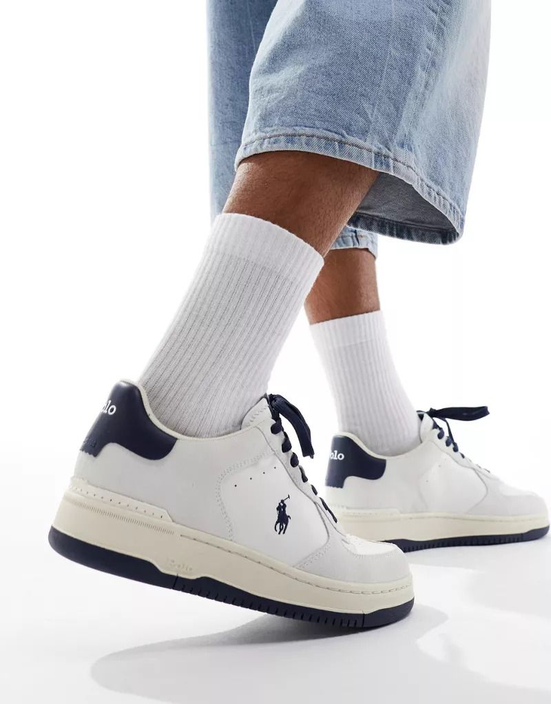Polo Ralph Lauren Masters Court Sneaker aus Leder in WeiB und Marineblau mit Logo 206852077Deckwash White