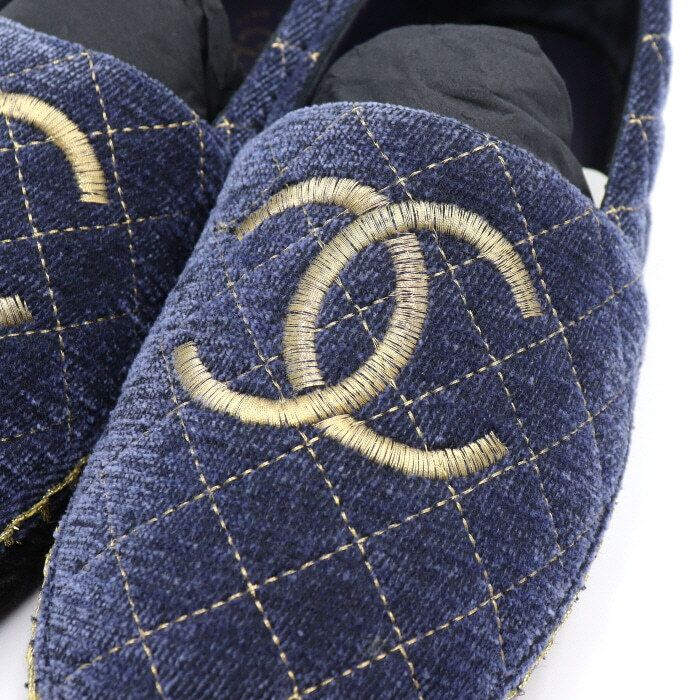 CHANEL Women's Espadrille Sneakers with CC Logo G32910