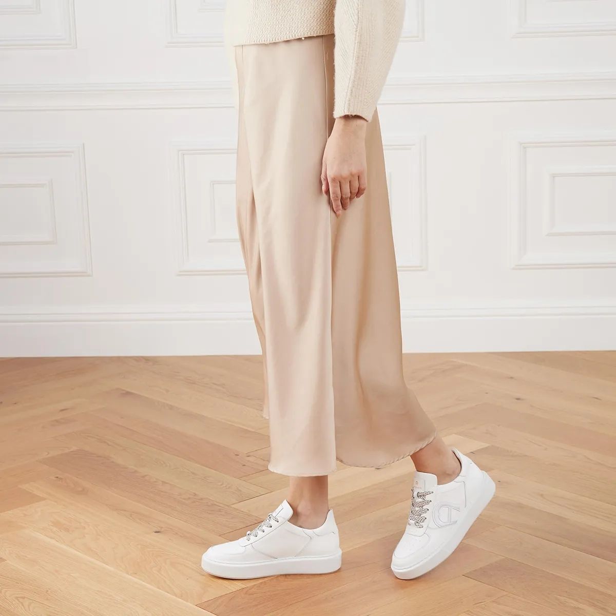 화이트 로우 스니커즈 AIGNER Sally 19A White                        Low-Top Sneaker A0369952