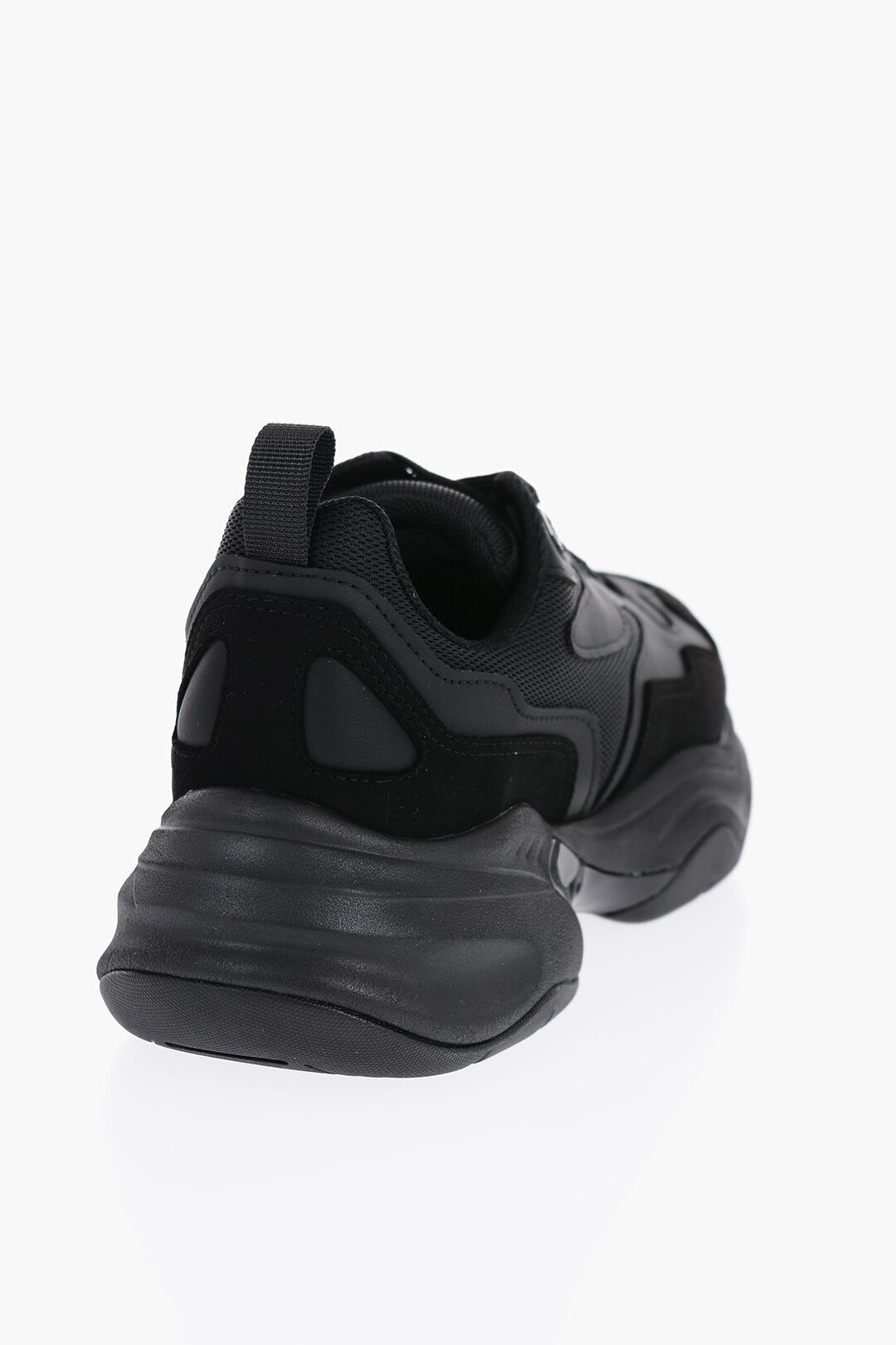 메쉬 스웨이드 솔리드 컬러 로우 스니커즈 CROQUIS Mesh and Suede Solid Color Low-Top Sneakers 612032