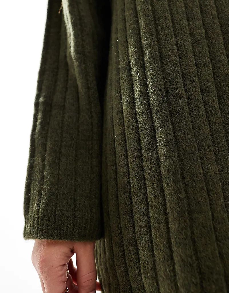 카키 & Minikleid in Khaki mit Rundhalsausschnitt und breiten Bundchen 205992663Khaki
