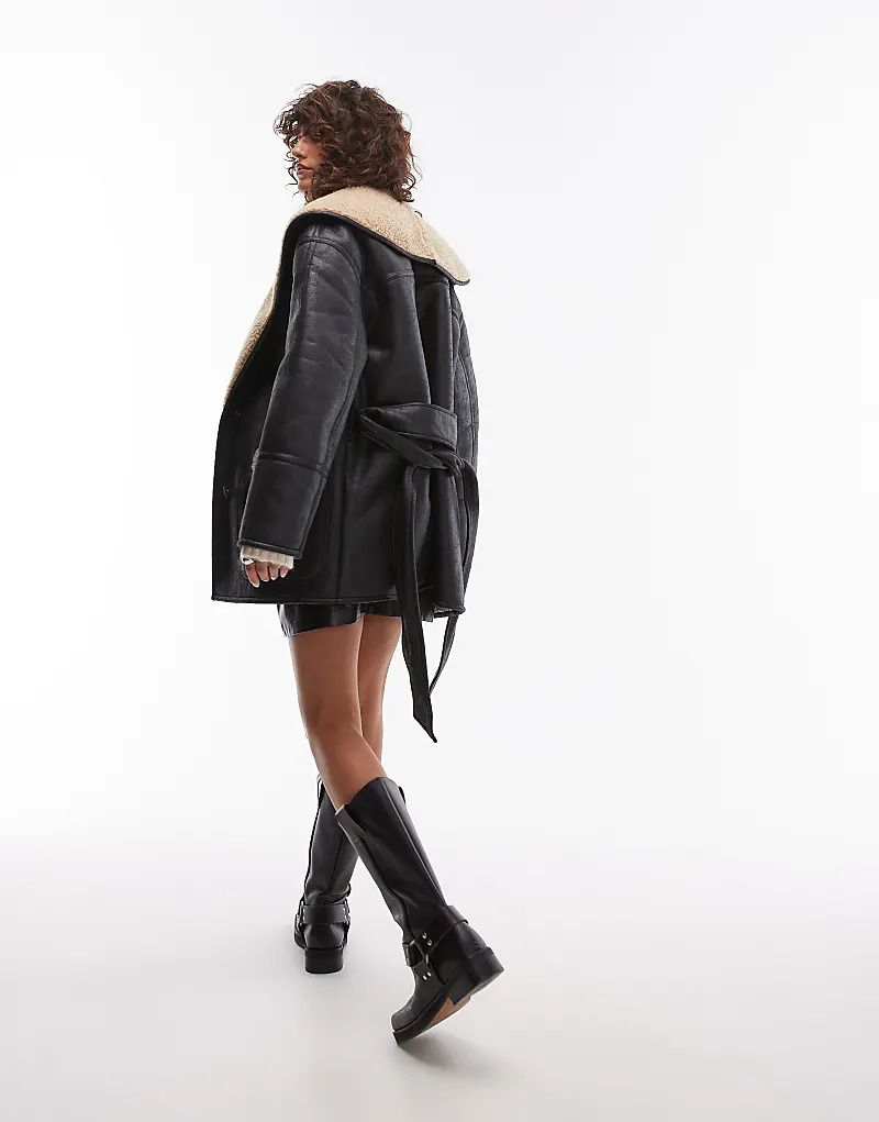 자켓 블랙 벨트 & 크림 Jacke aus Kunstleder in Schwarz mit Gurtel und Lammfellimitat in Creme 206122111Schwarz