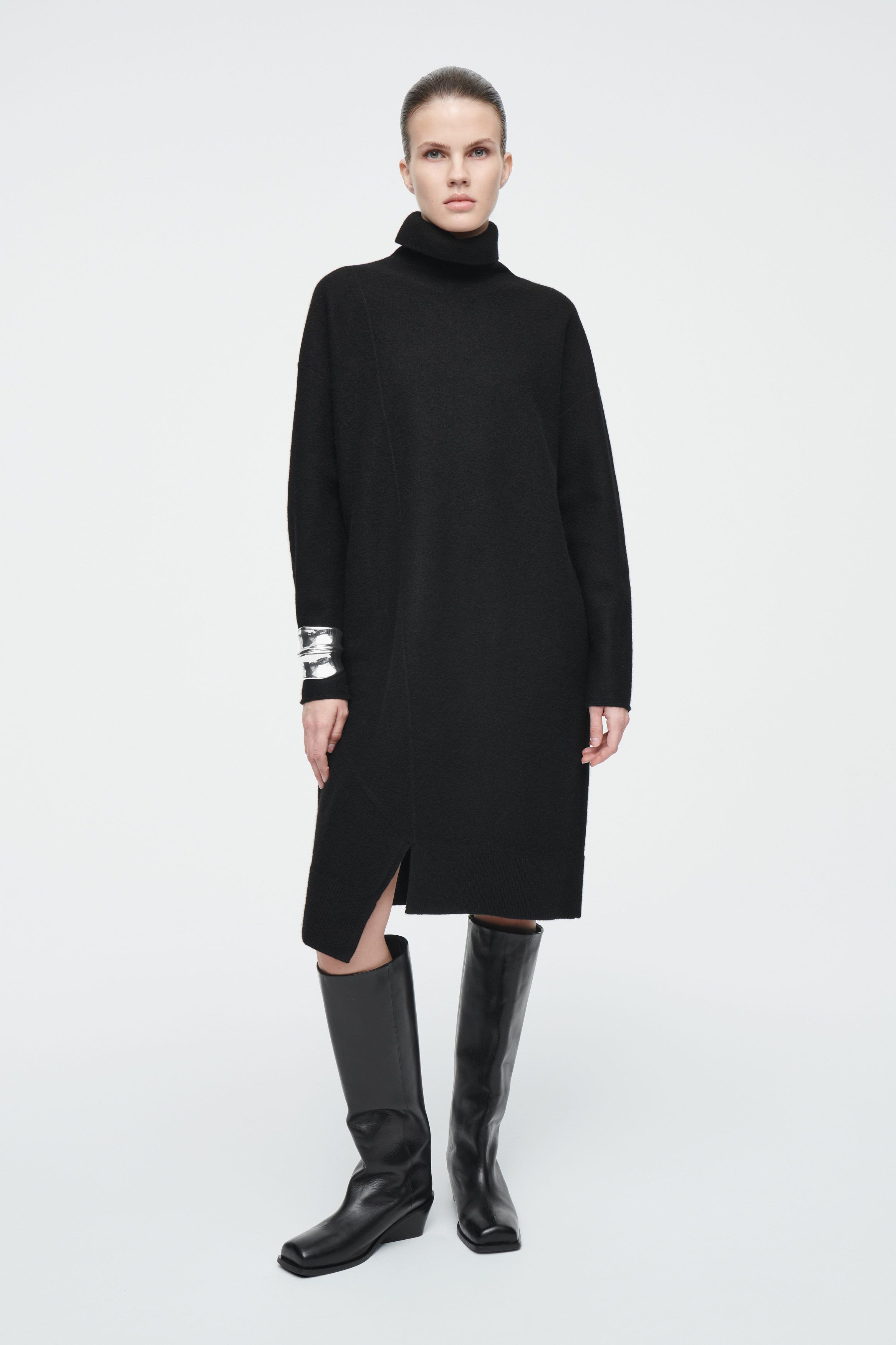비대칭 메리노 울 드레스 ASYMMETRIC MERINO WOOL DRESS 1251463001