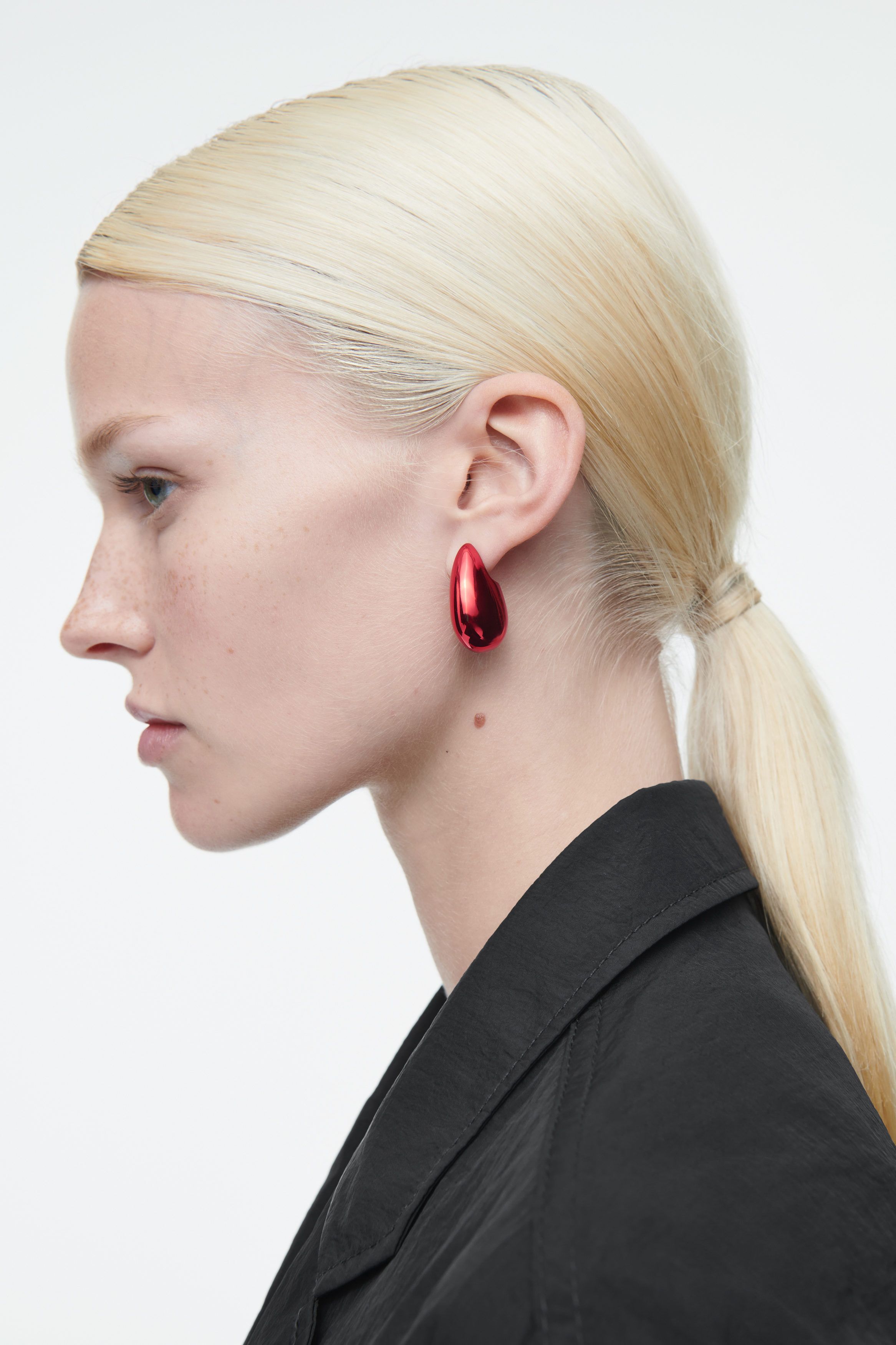 오버사이즈 청키 귀걸이 OVERSIZED CHUNKY DROPLET EARRINGS 1257686003