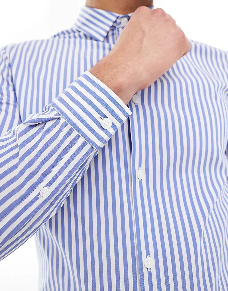 셔츠 스트랩 블루 Eng geschnittenes Hemd mit Streifen in Blau 206485202Blau/Weiß
