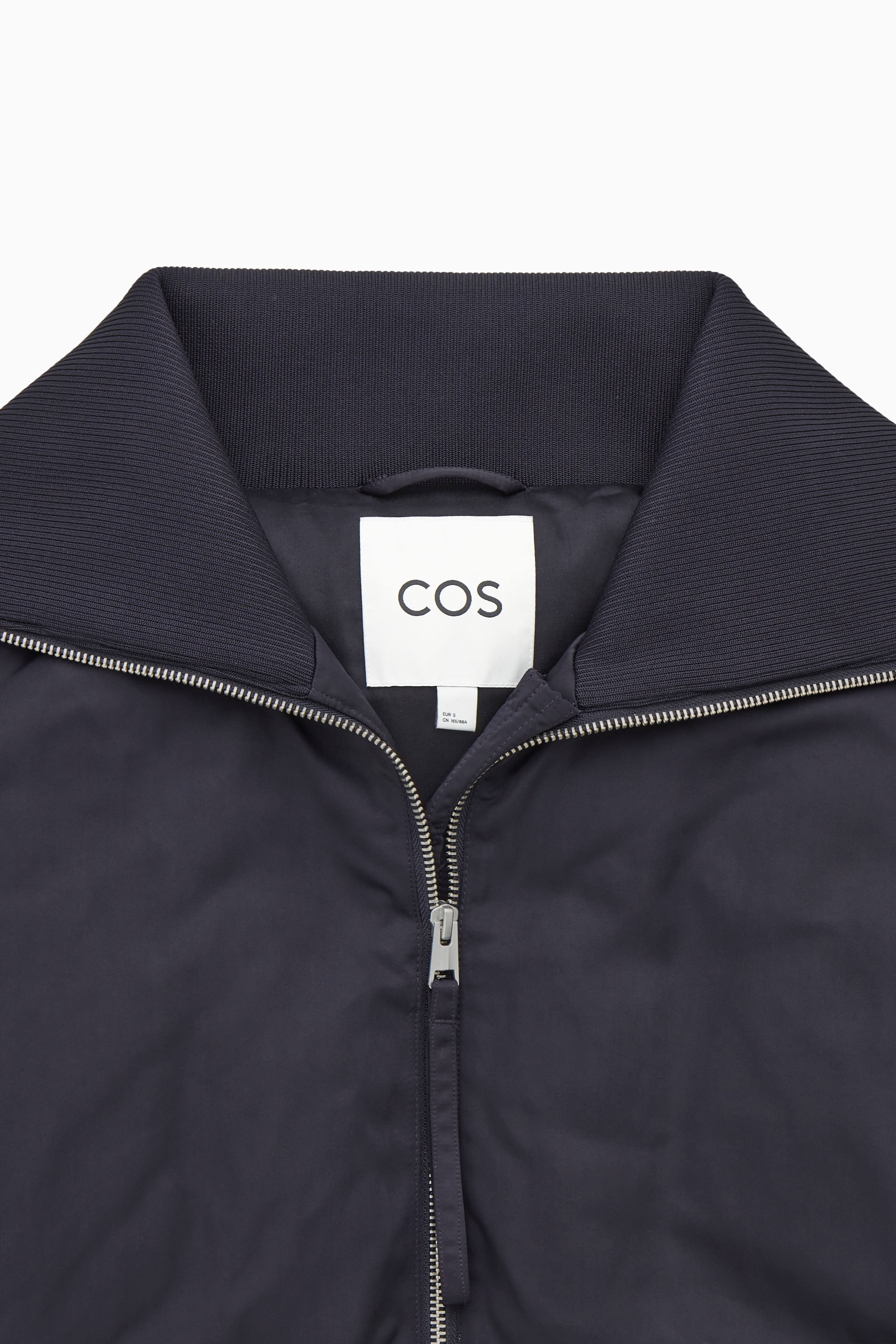 푸퍼 자켓 RIBBED-COLLAR PUFFER JACKET 1191739001