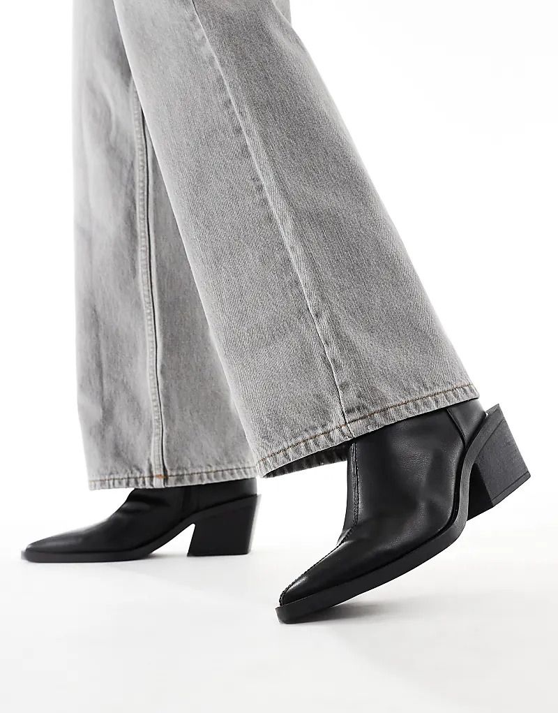 부츠 블랙 Refresh   Stiefel in Schwarz im Western-Stil 206545208SCHWARZ