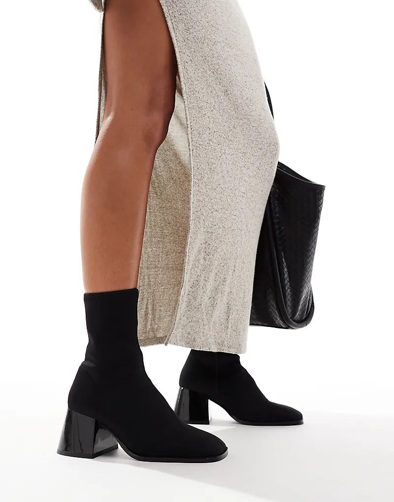 부츠 블랙 Radiant   Stiefel aus Material in Neoprenoptik in Schwarz mit ausgestelltem Absatz 206545268SCHWARZ