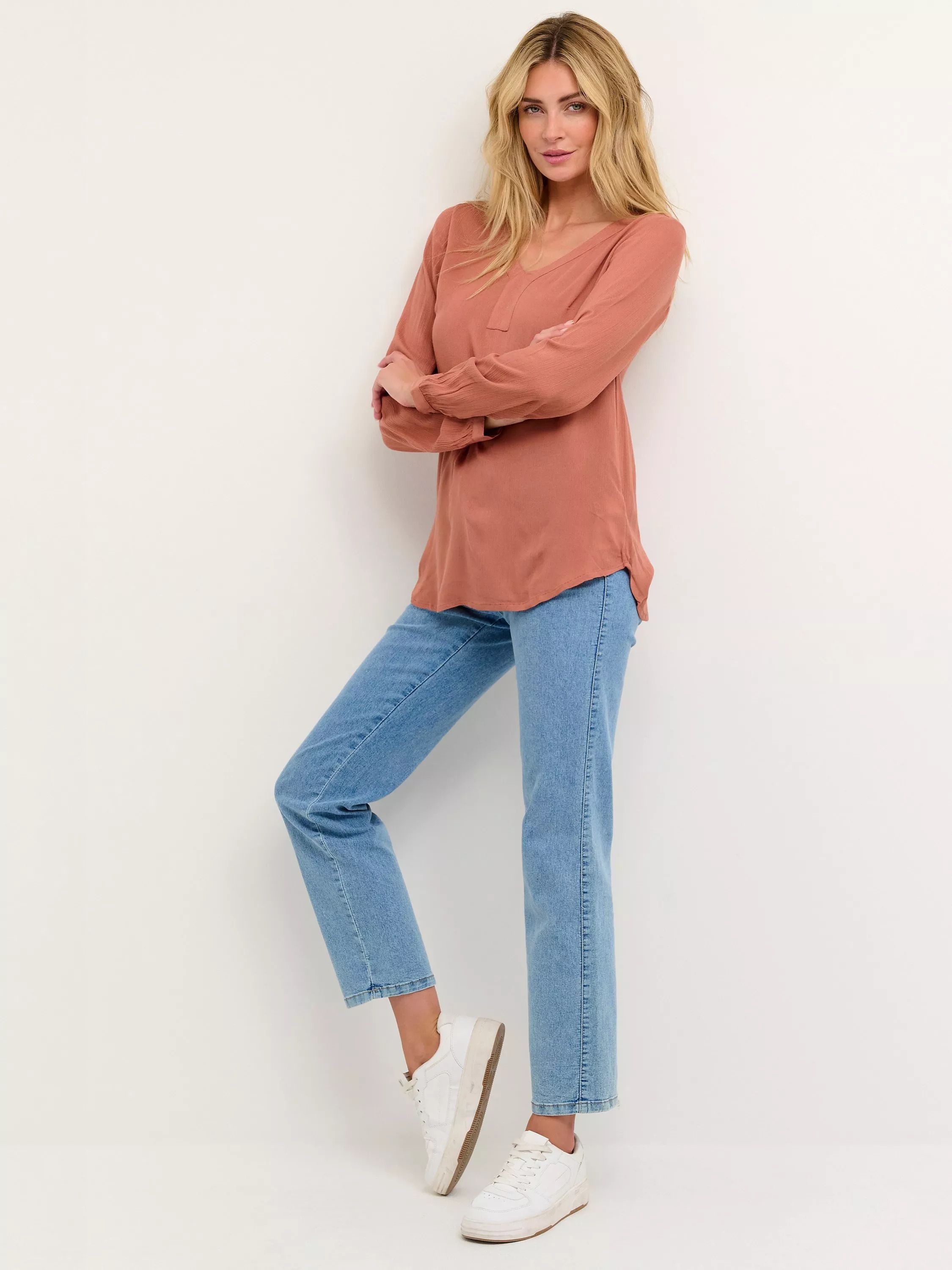 앰버 v 넥 블라우스 Amber V Neck Blouse 6221607 Russet