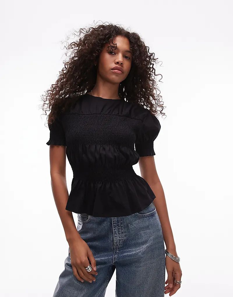 티셔츠 블랙 Gesmoktes T-Shirt in Schwarz mit Einsatzen 207154462SCHWARZ
