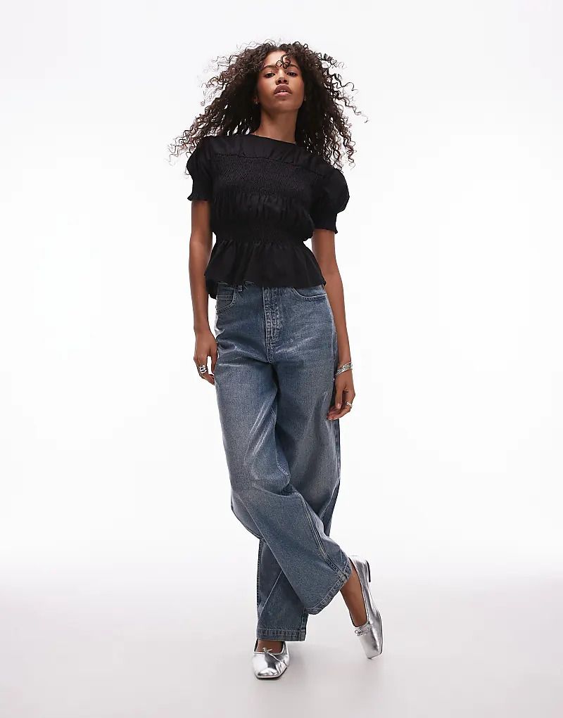 티셔츠 블랙 Gesmoktes T-Shirt in Schwarz mit Einsatzen 207154462SCHWARZ