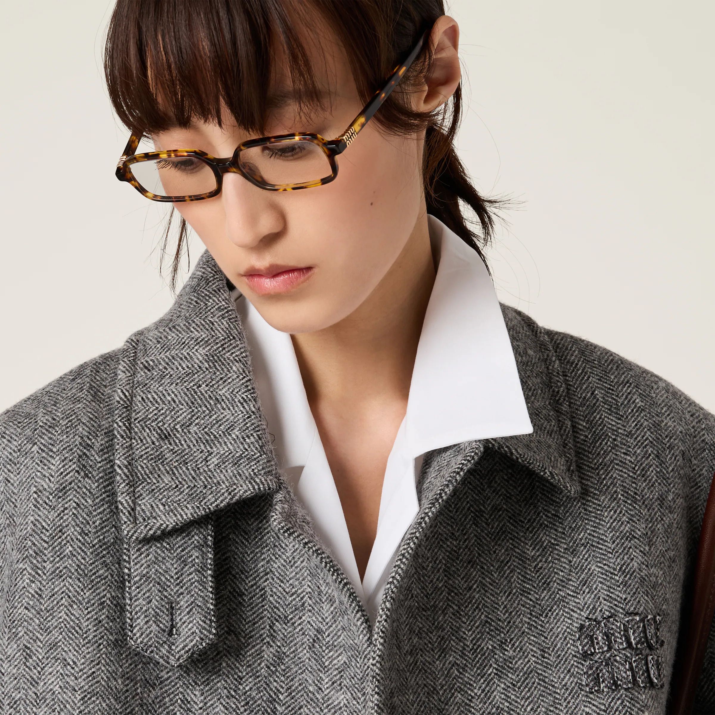 선글라스 Miu Regard sunglasses SMU11Z S14L FE08N C 051