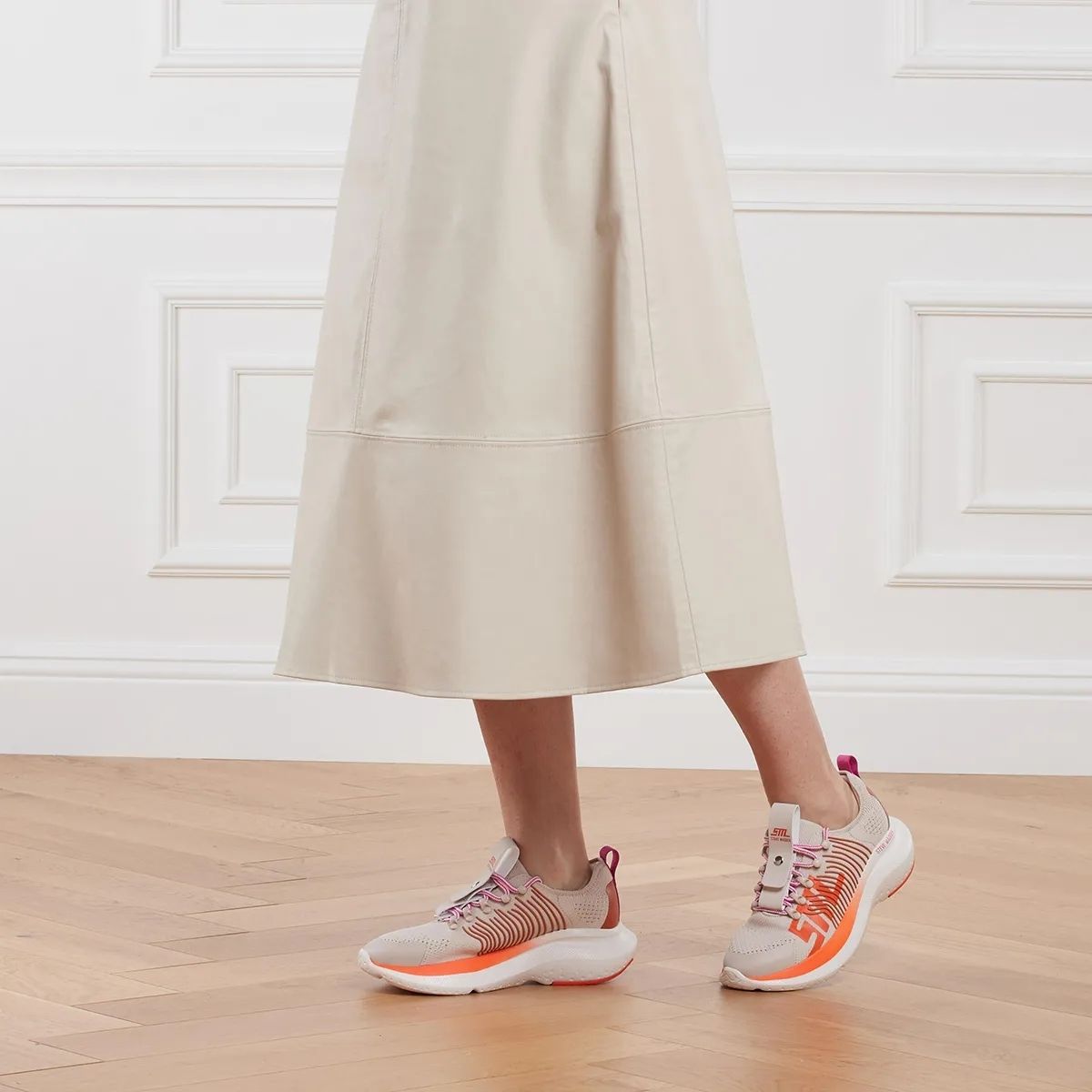 스니커즈 로우 Steve Madden Elevate 1 Sneaker Taupe/Org                        Low-Top Sneaker A0463501