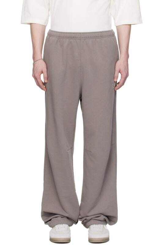 자수 스웨트팬츠 Taupe Embroidered Sweatpants 14624121