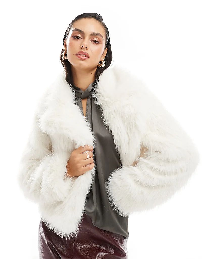 자켓 페이크 퍼 화이트 Jacke aus Kunstpelz in Weiß 207351217WEISS