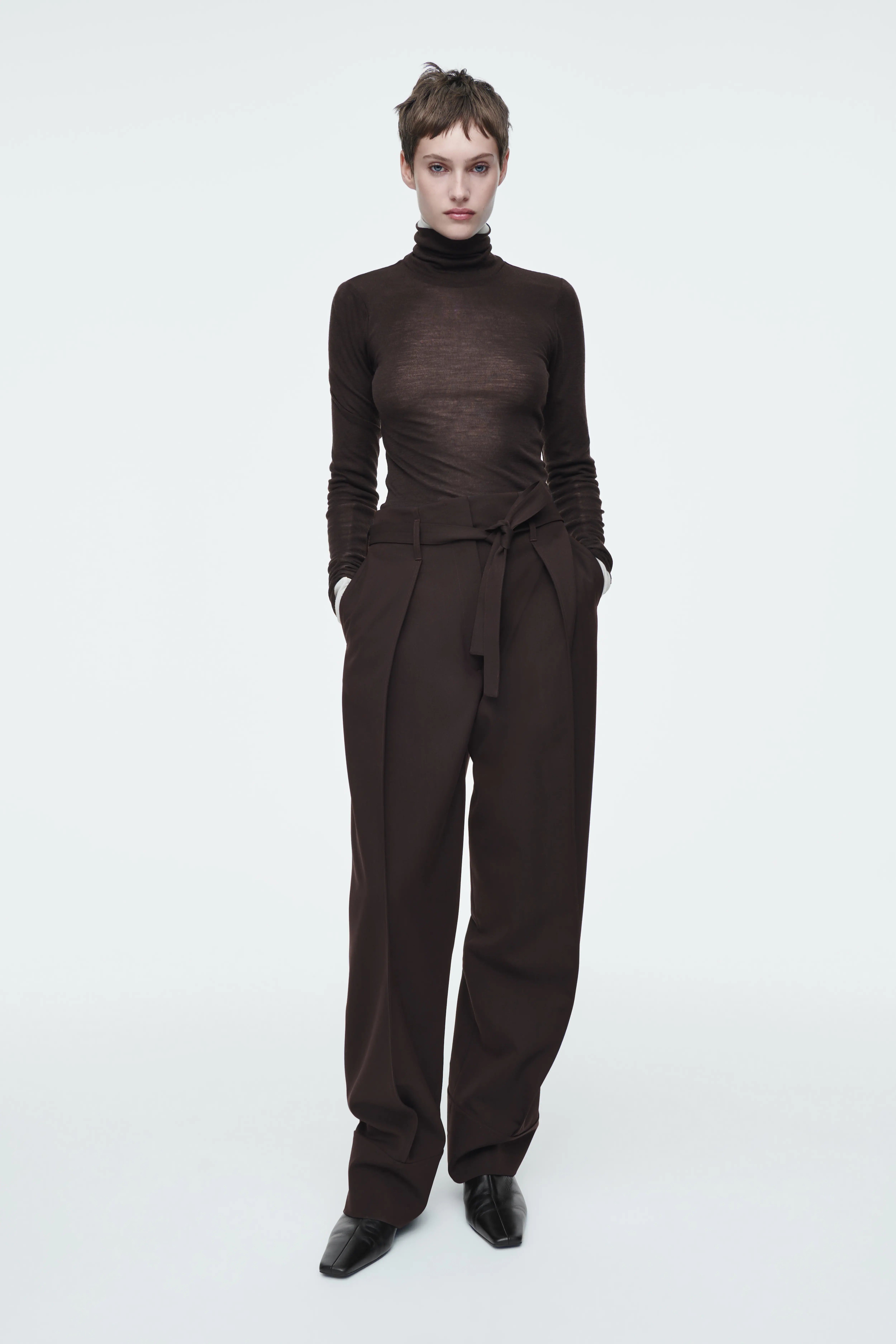 울 바지 TURN-UP WOOL-BLEND TROUSERS 1242824001