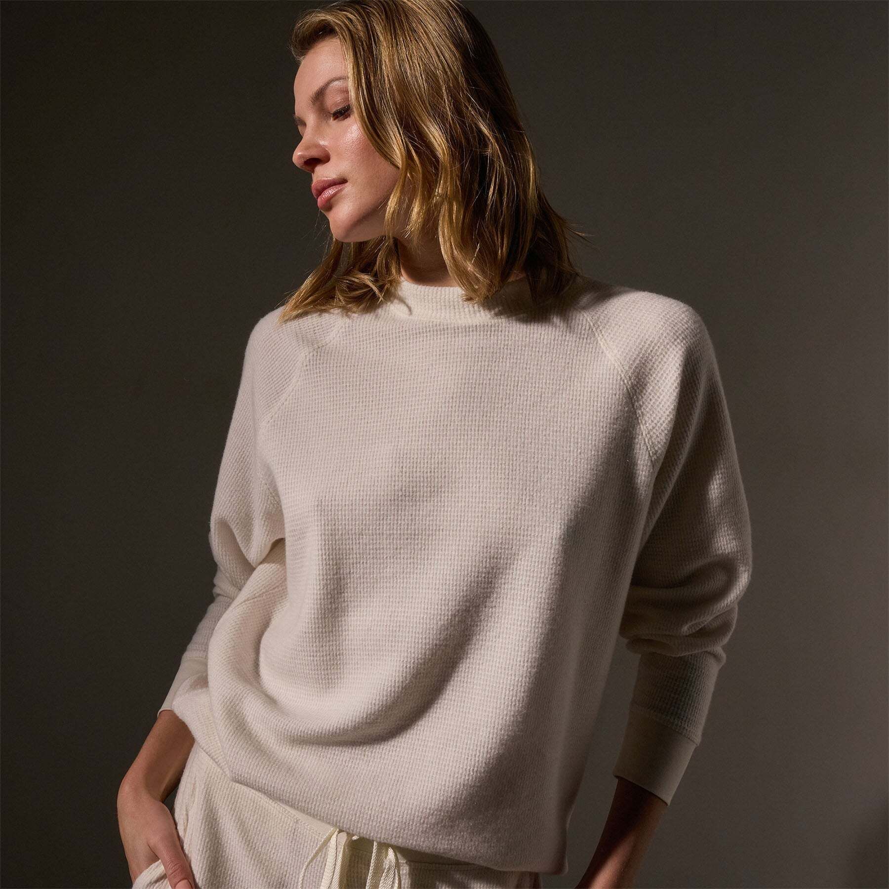 제임스펄스(James Perse) | 여성 브러쉬드 라운지 세트 Womens Brushed Thermal Lounge Gift Set - Oyster GIFTBX72-W OYSTER | 트렌비