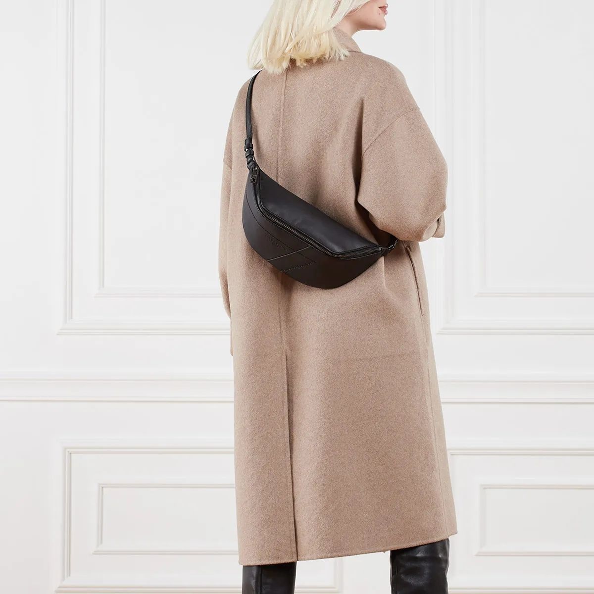 베를린 벨트백 블랙 Liebeskind Berlin Beltbag M Black                        Gurteltasche A0478991