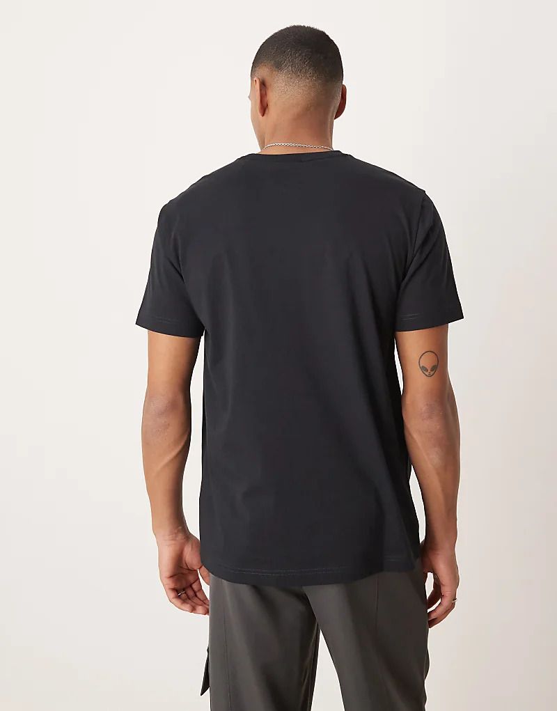 티셔츠 블랙 GANT   T-Shirt in Schwarz mit „1949“-Logo 207458023SCHWARZ