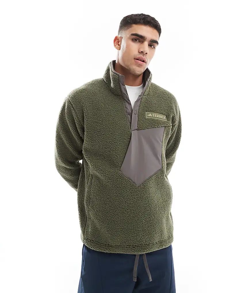 아디다스 카키 adidas   Terrex   Unisex-Pullover aus Teddyfell-Fleece in Khaki 206420420Beige