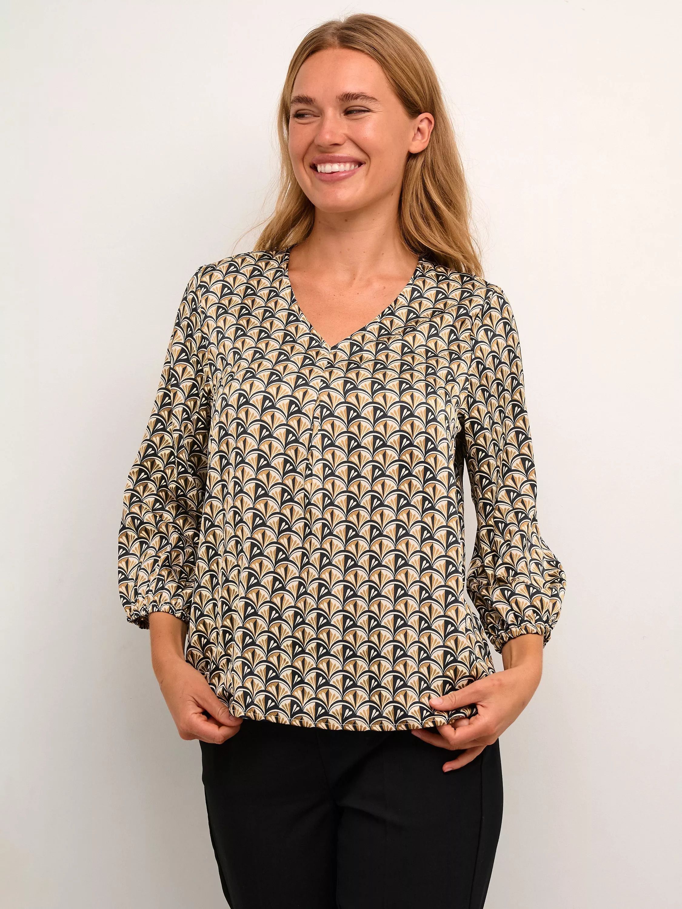 프린트 블라우스 Anna Scale Print Blouse, Black/Ermine 111095390