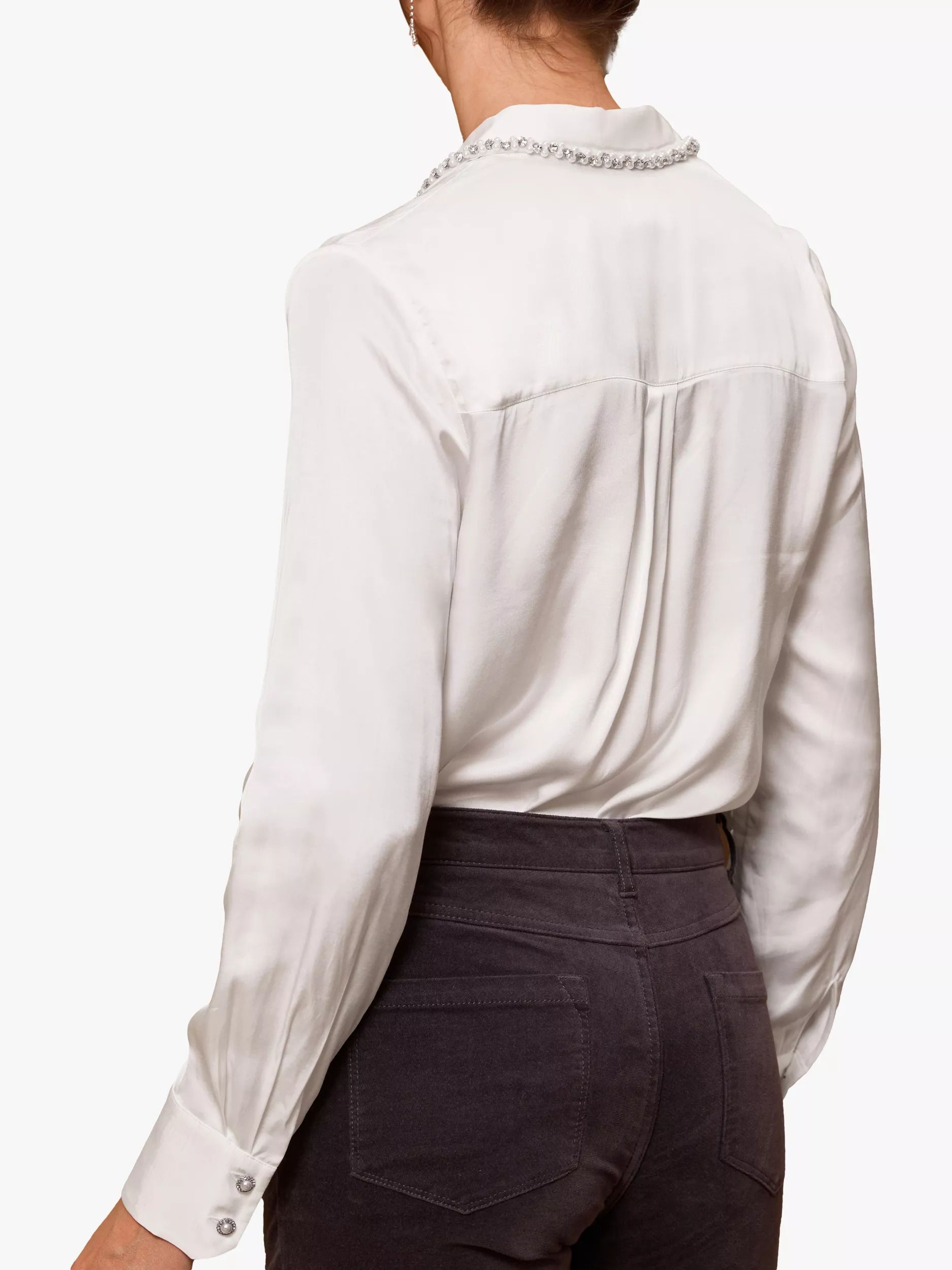 크리스탈 넥 카라 새틴 셔츠 아이보리 Crystal Collar Satin Shirt, Ivory 112732000
