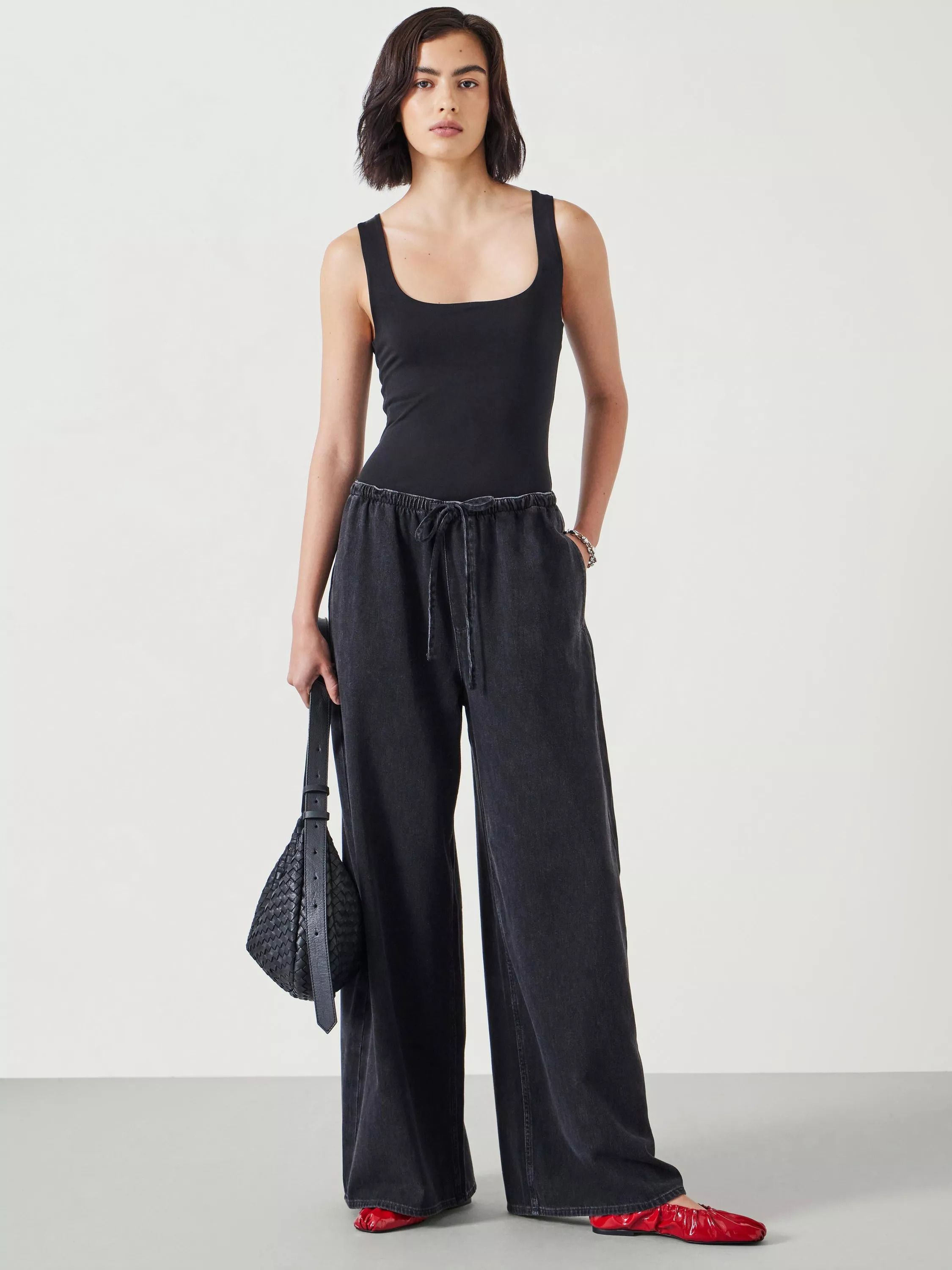 와이드 스트랩 베스트 탑 Jade Wide Strap Vest Top 112462554 Black