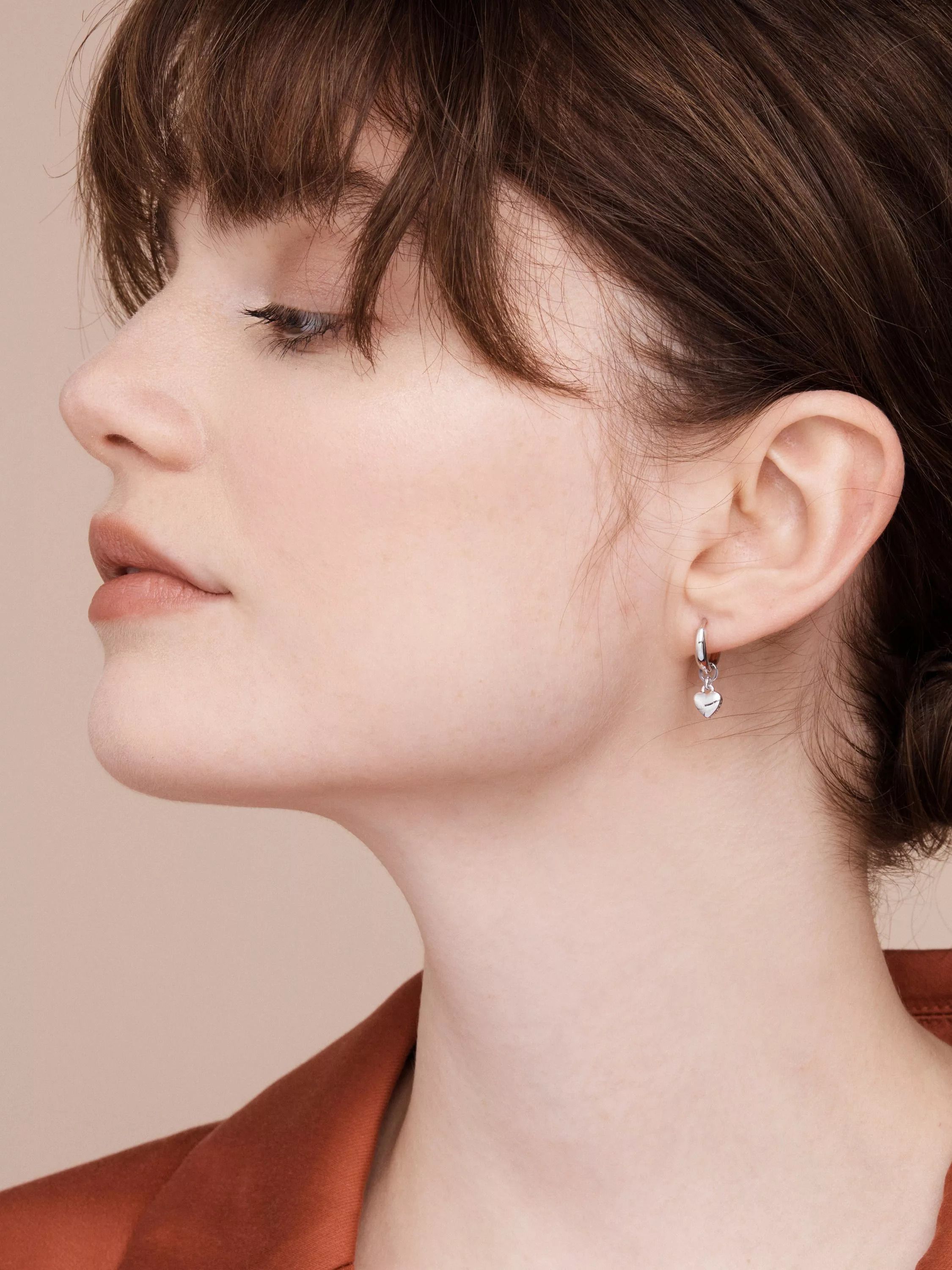 하트 귀걸이 Harrye Tiny Heart Huggie Earrings 112006163 Silver