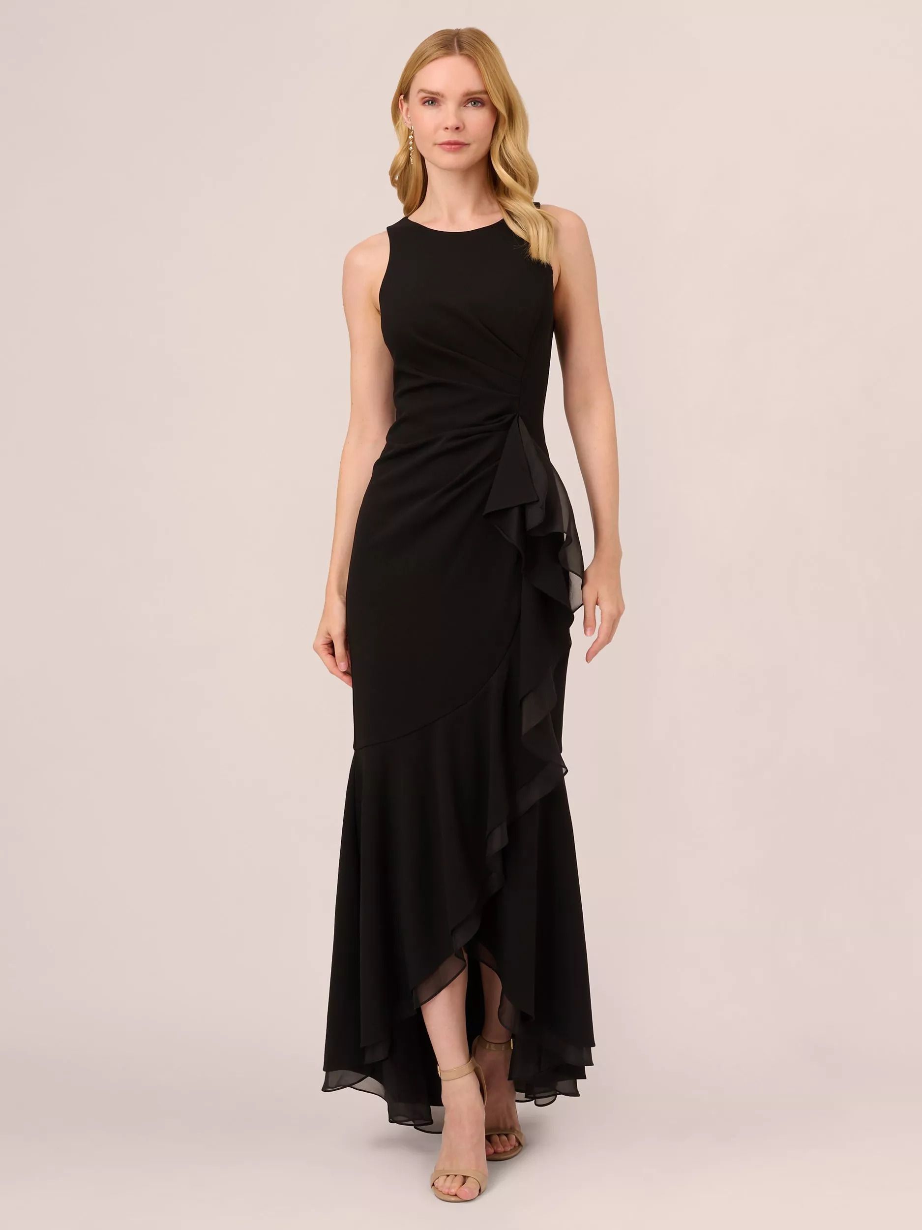 크레페 홀터넥 맥시 드레스 블랙 Ruffle Crepe Halterneck Maxi Dress, Black 110915203