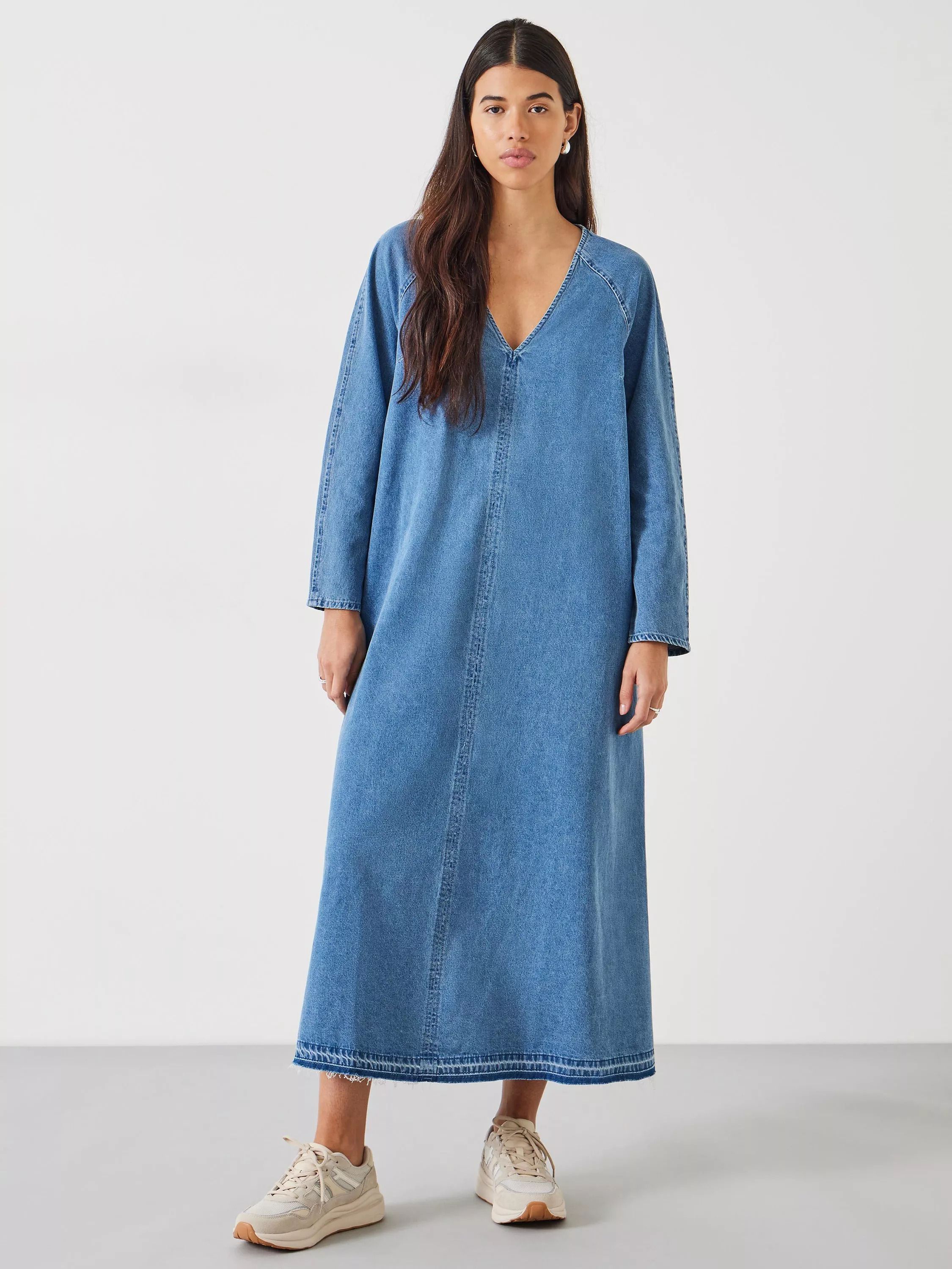 브이넥 맥시 데님 드레스 미드 블루 Marina V-Neck Maxi Denim Dress, Mid Authentic Blue 111495142