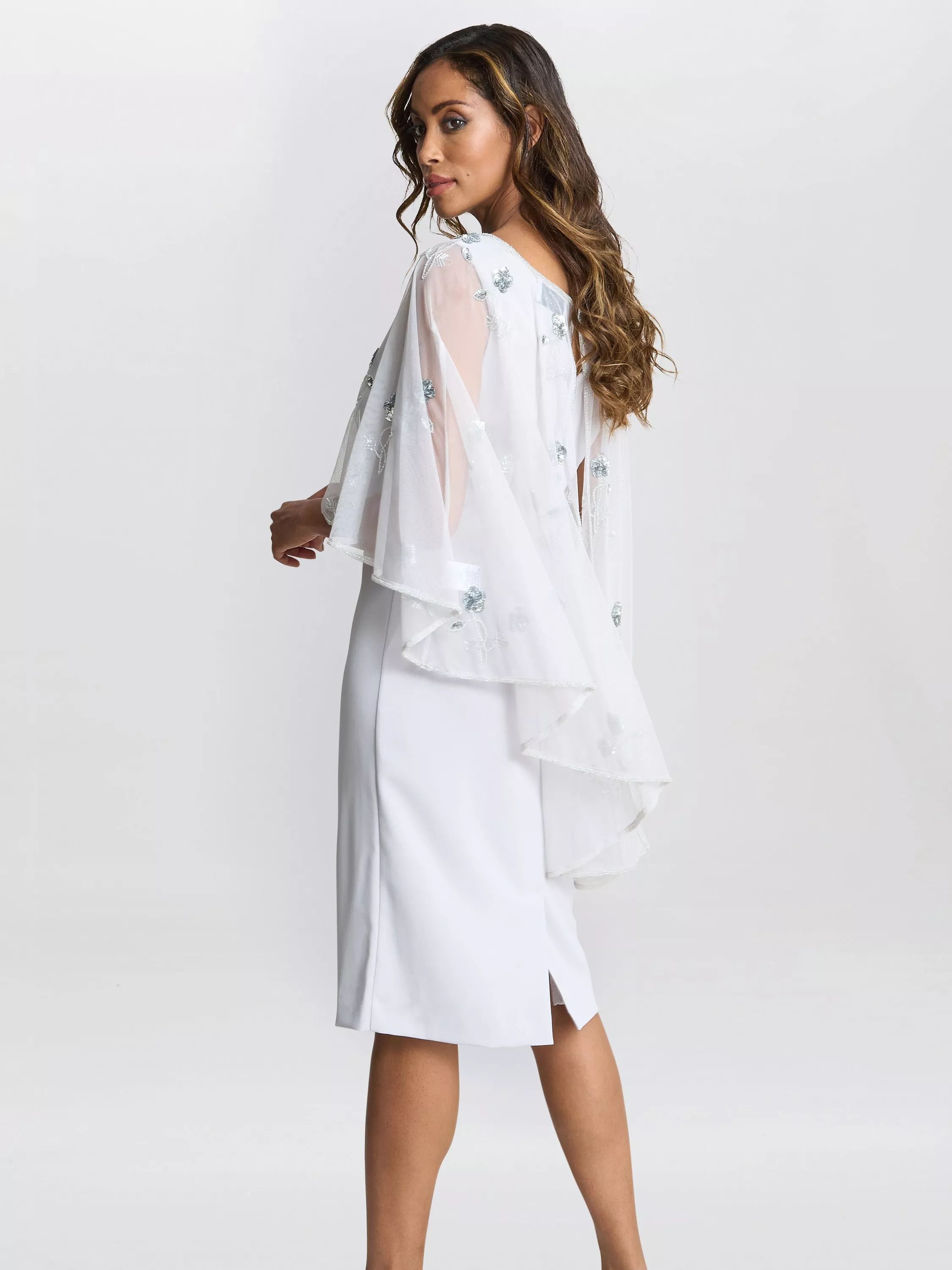 베라 플로랄 케이프 드레스 Vera Floral Beaded Cape Dress 112273618 Silver Mist