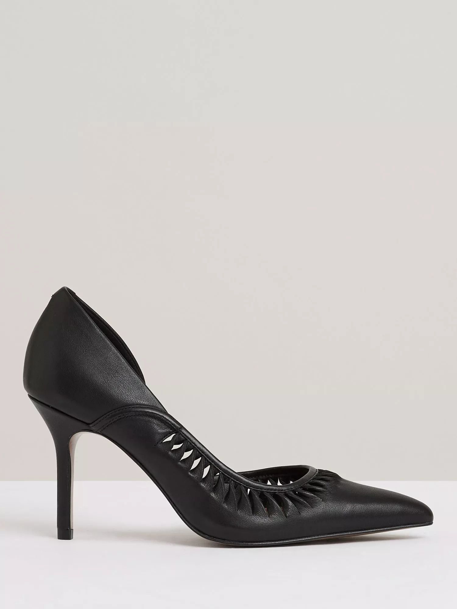마를린 가죽 트위스트 디테일 코트 신발 블랙 Marlene Leather Twist Detail Court Shoes, Black 112908785