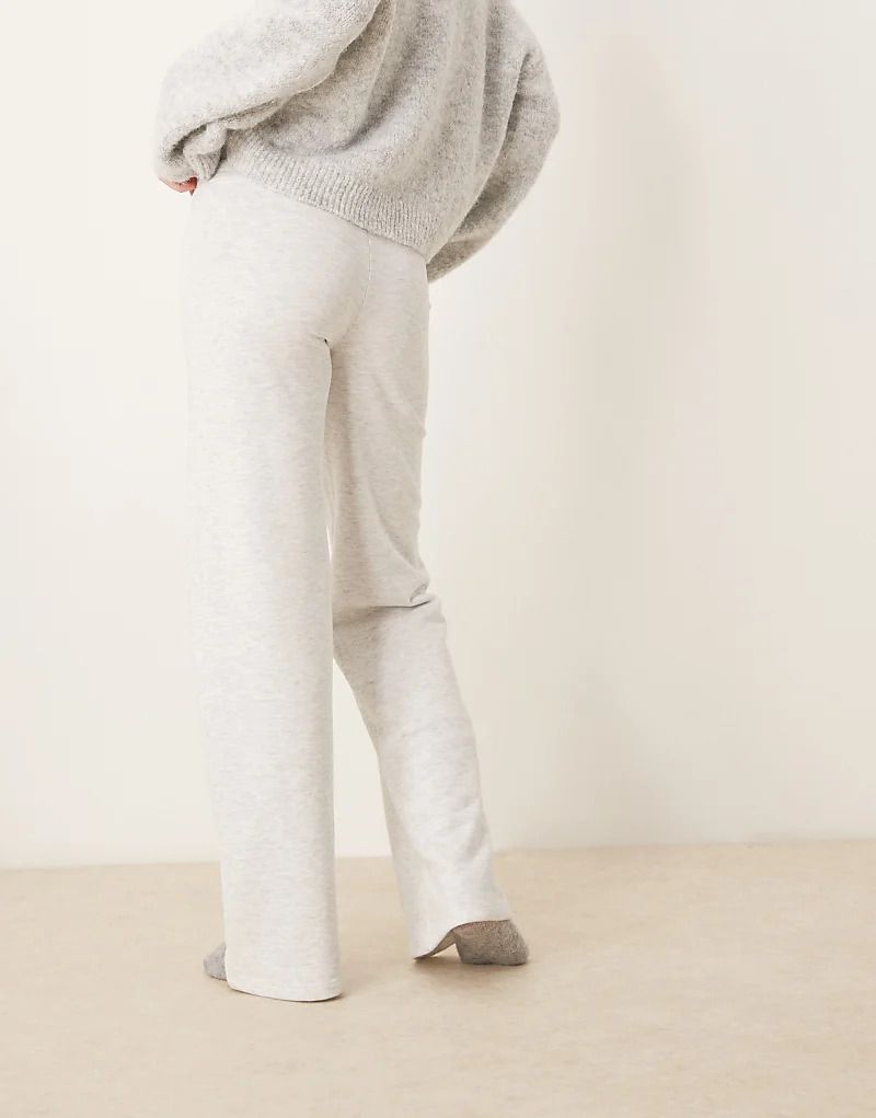 라이트그레이 Gina Tricot   Schmale Jogginghose in meliertem Hellgrau mit niedrigem Bund 207810327Hellgrau meliert