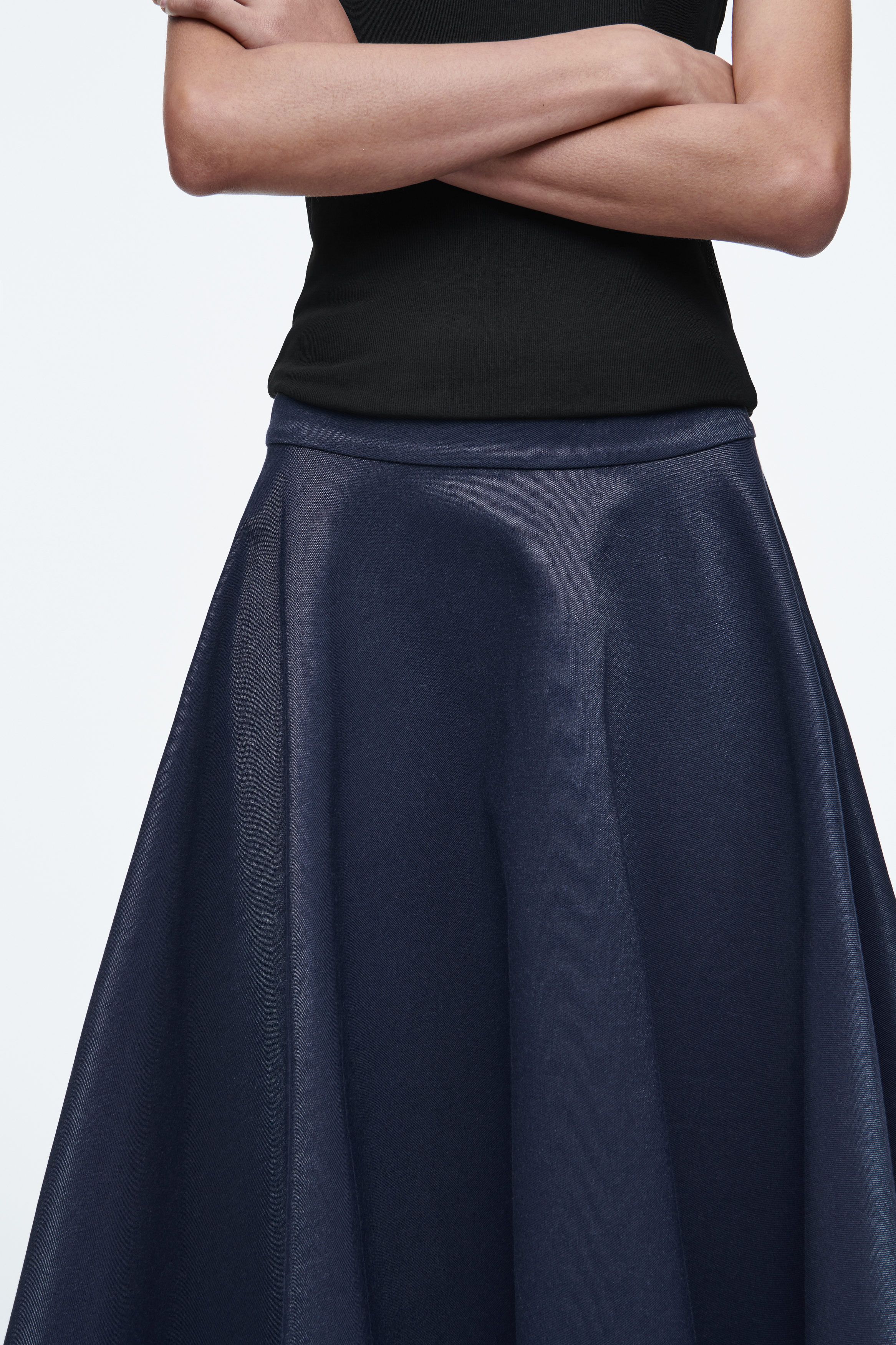 데님 스커트 WET-LOOK DENIM SKIRT 1277474001