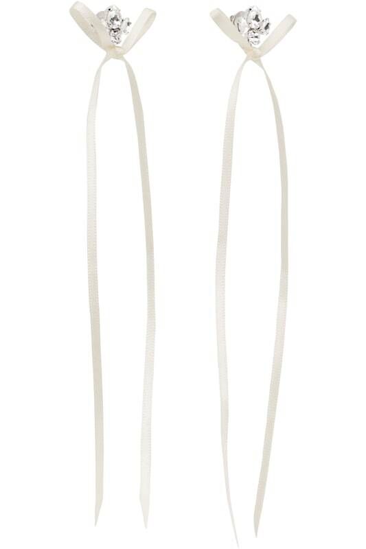실버 화이트 보우 스카프 트윌리 스터드 귀걸이 Silver & White Victorian Bow Ribbon Stud Earrings 17637091