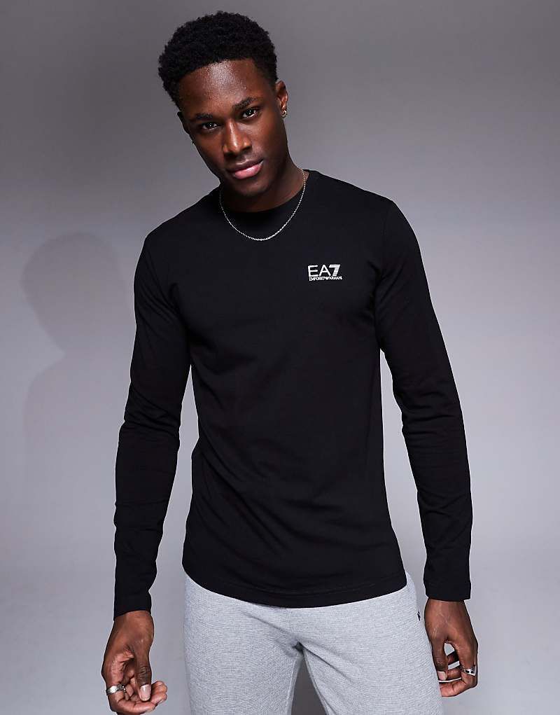 티셔츠 블랙 로고 Armani      Langarmliges T-Shirt in Schwarz mit Logo 207559287SCHWARZ