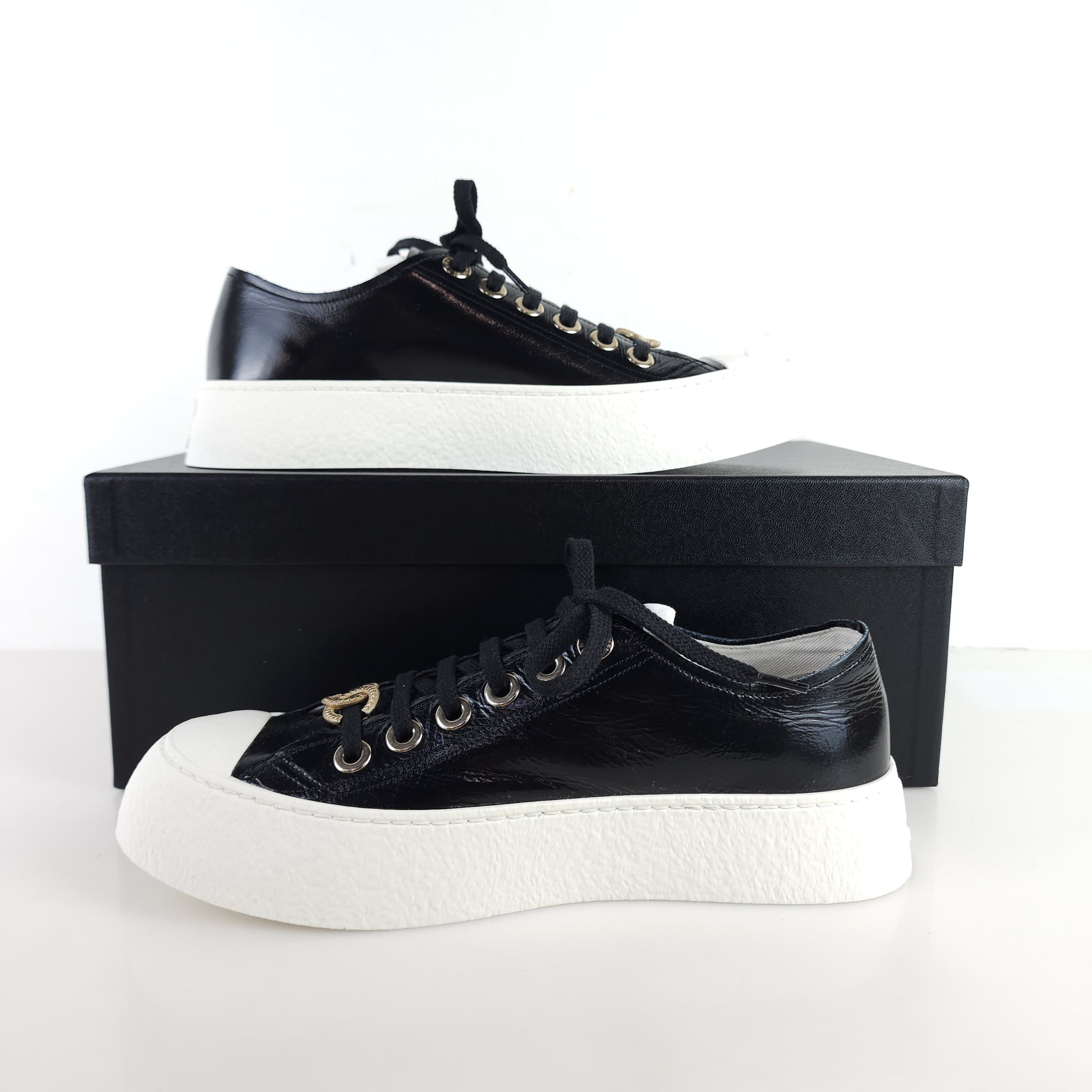 CHANEL CC Pendant Sneakers G45560 8395 | eBay CHANEL CC Pendant Sneakers G45560 8395 | eBay