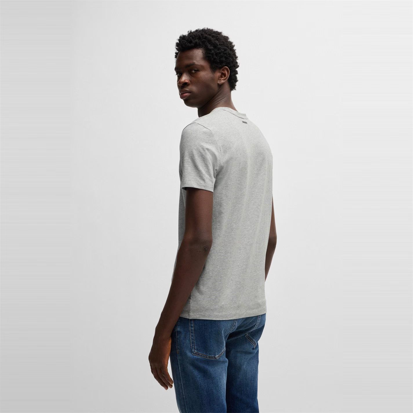 숏 슬리브 넥 셔츠 오픈 그레이 Hugo Short Sleeve V Neck T Shirt Open Grey 68200602