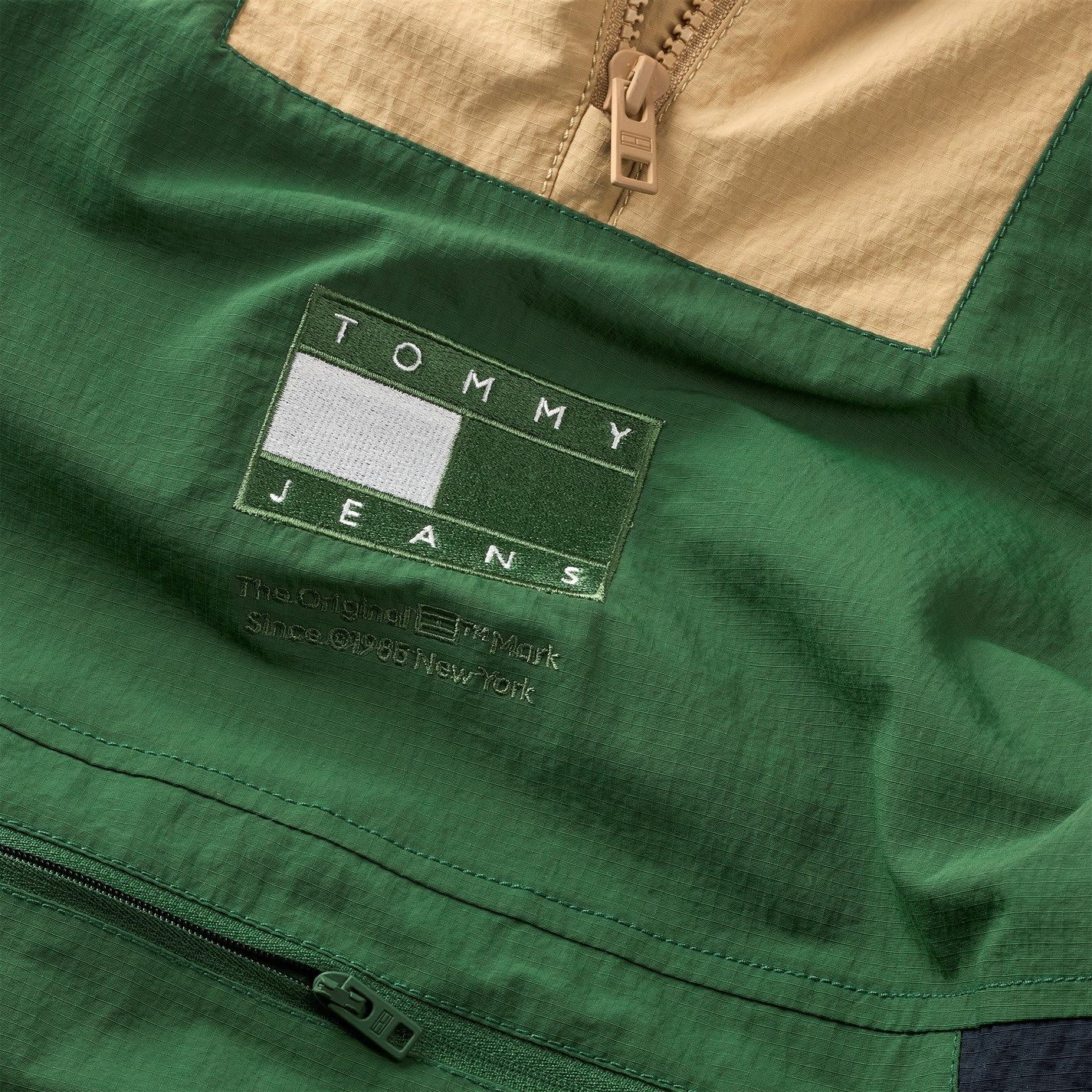 컬러 블록 립스탑 소재 아노락 그린 TJU COLOR BLOCK RIPSTOP ANORAK Green L4L 62824315