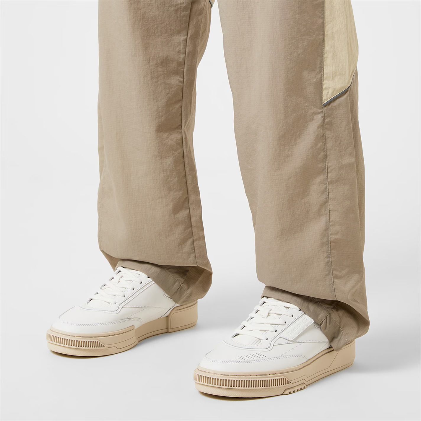 클럽 스니커즈 Club C Ltd Sneakers 129350 White Leather