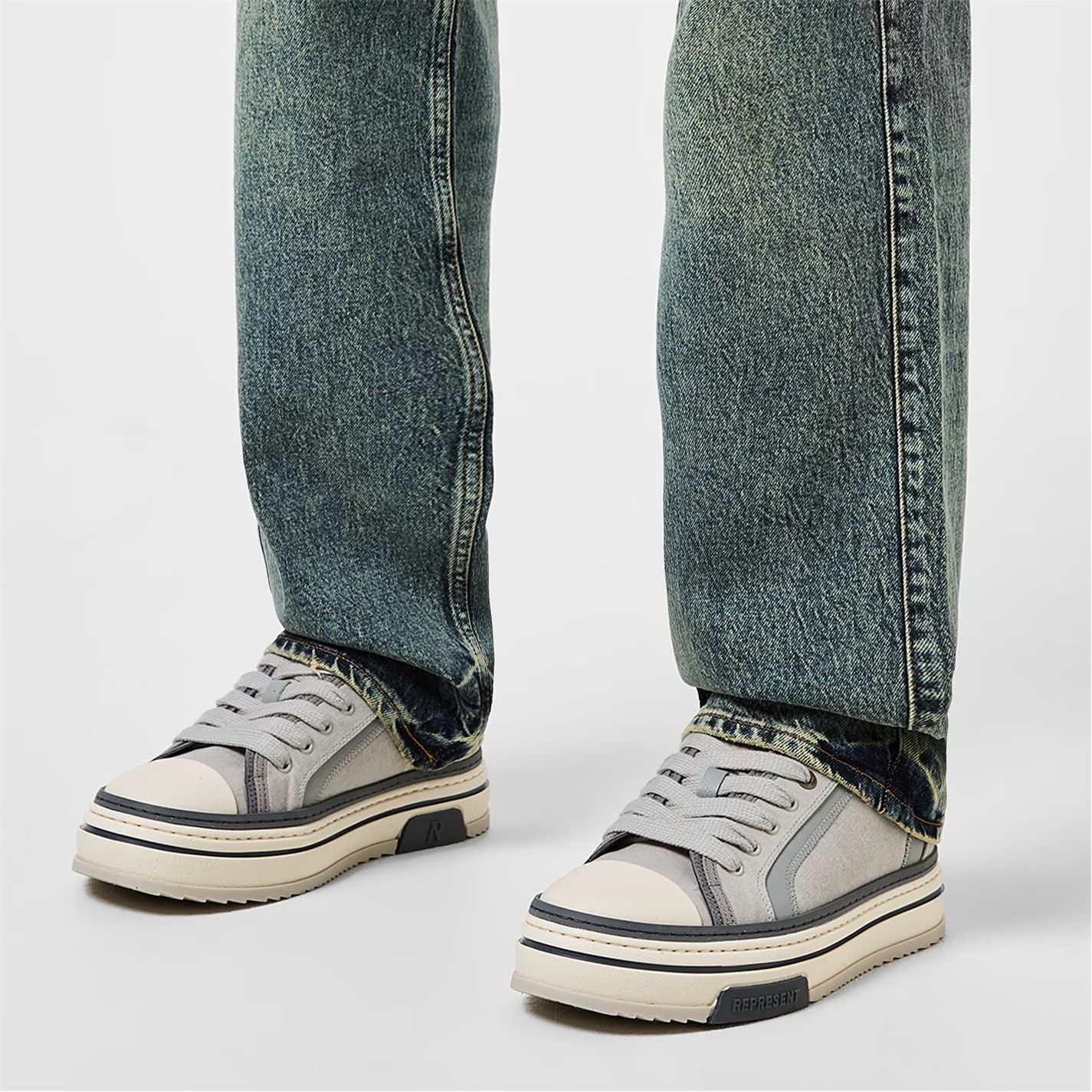 x 로우 스니커즈 Htn X Low Trainers 246096 Warm Grey