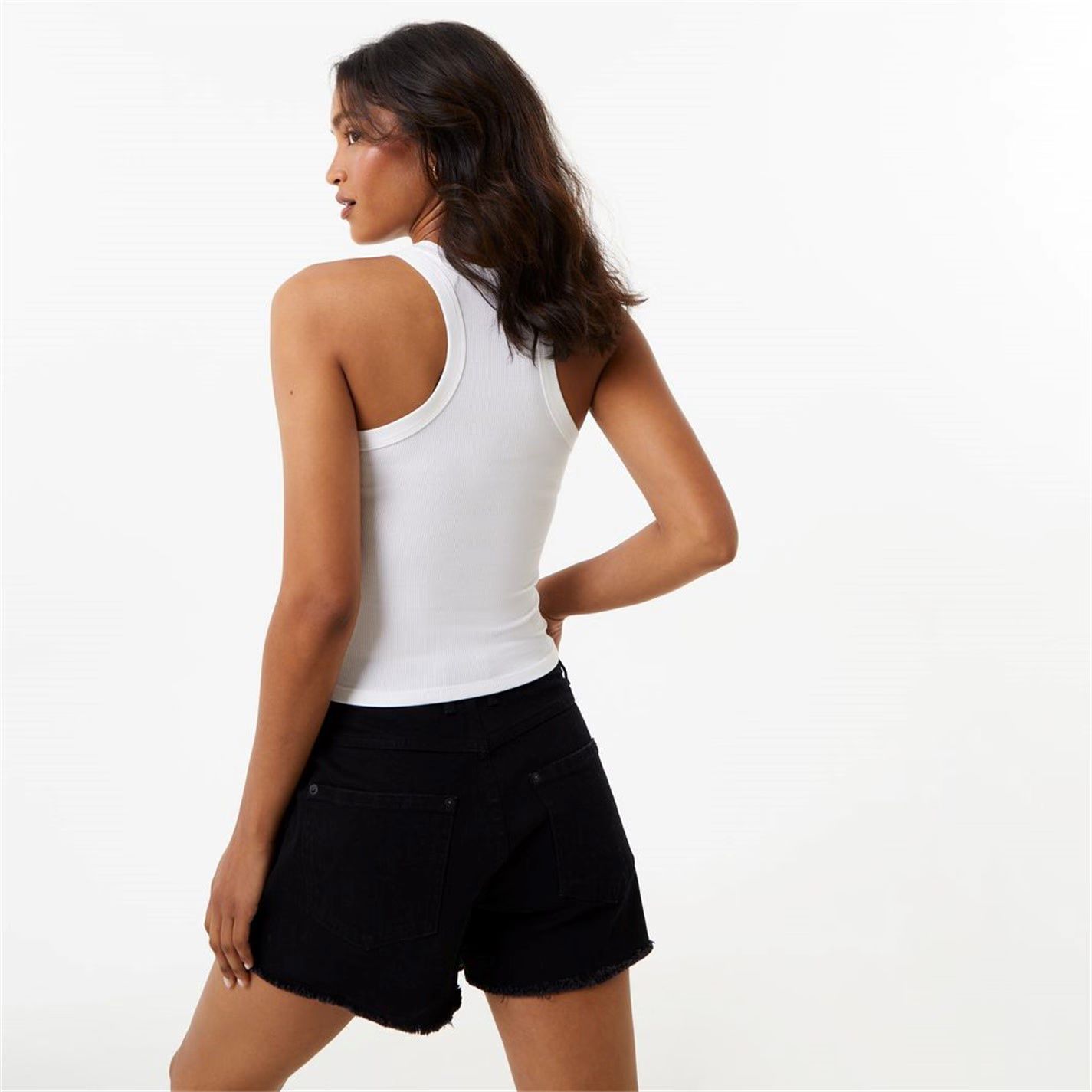뱃지 탱크 탑 화이트 Badge Rib Tank Top White 62463301