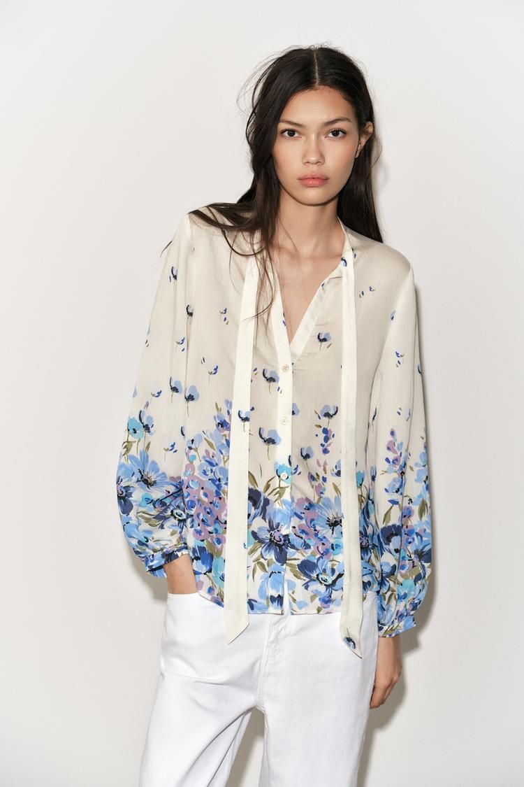 프린팅 블라우스 디테일 PRINTED BLOUSE WITH TIED DETAIL 422701346
