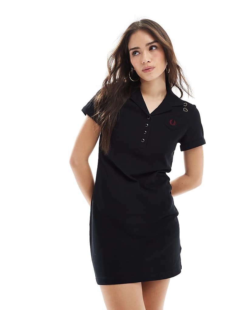 블랙 x Amy Winehouse   Pikee-Kleid in Schwarz mit Taschendetail 208000533Schwarz