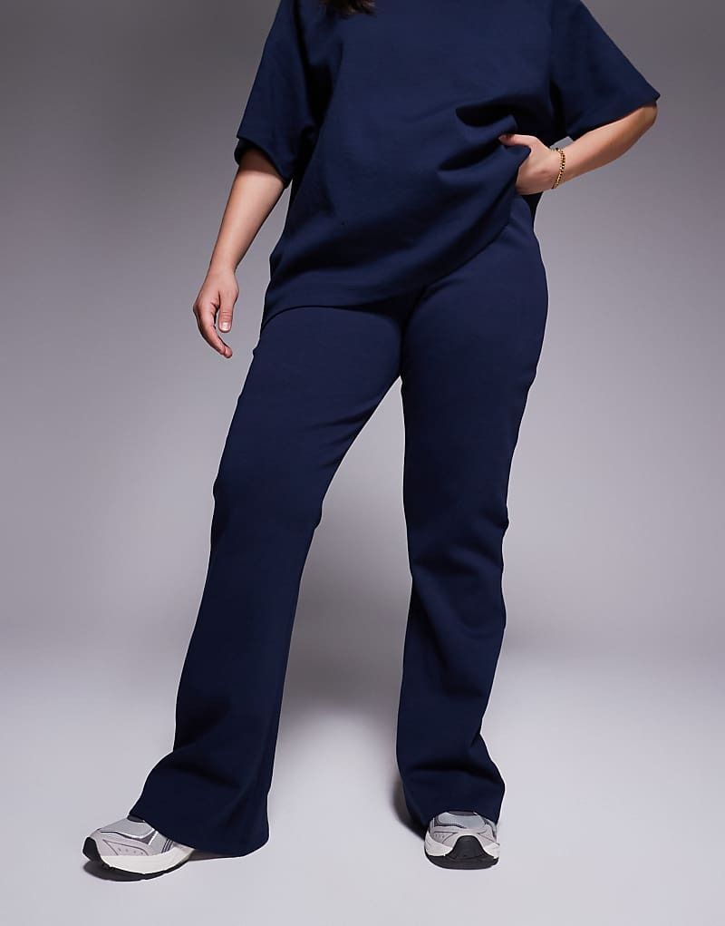 디자인 ASOS DESIGN Curve   Ausgestellte Jogginghose aus Interlock-Stoff in Marineblau, Kombiteil 208064091Marineblau