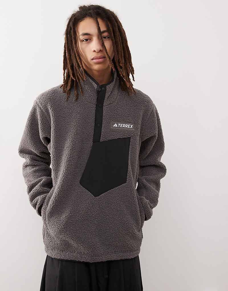 아디다스 adidas   Terrex   Unisex-Pullover aus Teddyfell-Fleece in Anthrazit 206420187Grau